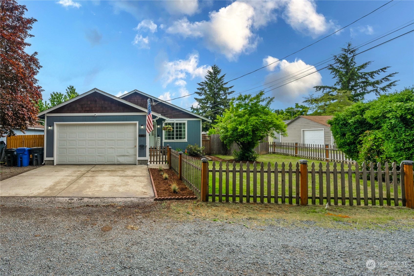 715 4th Avenue SW