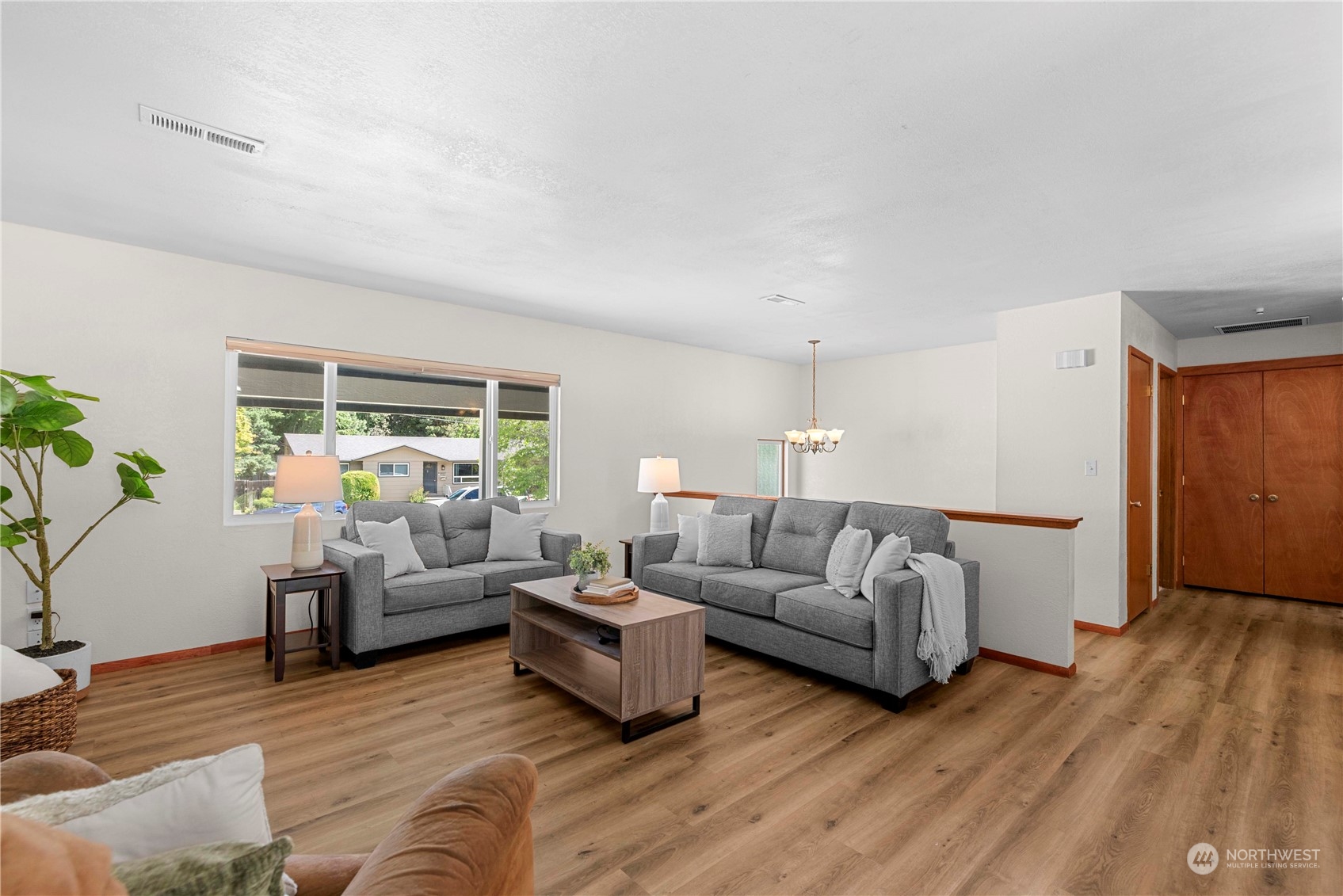1036 Vista Place