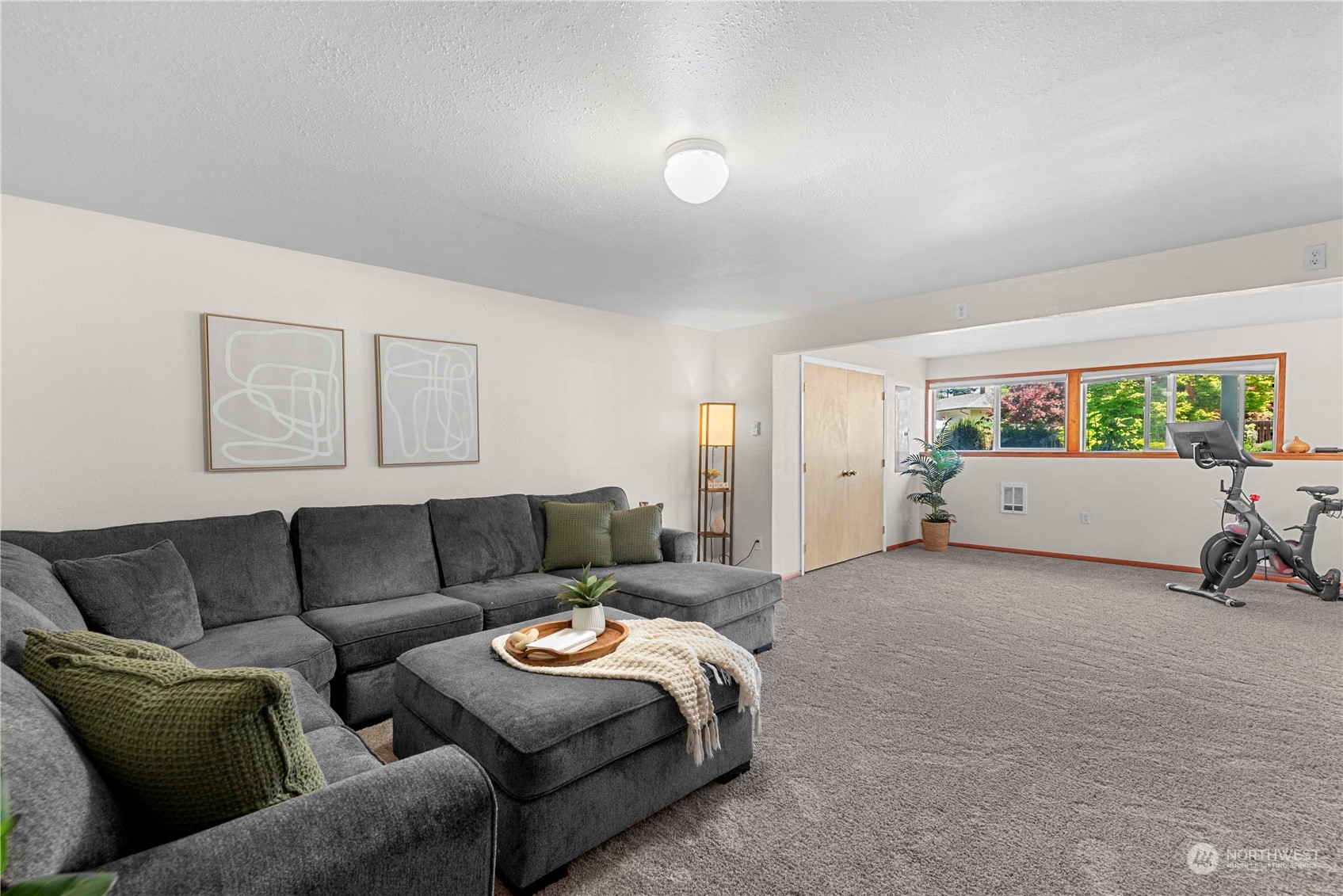 1036 Vista Place