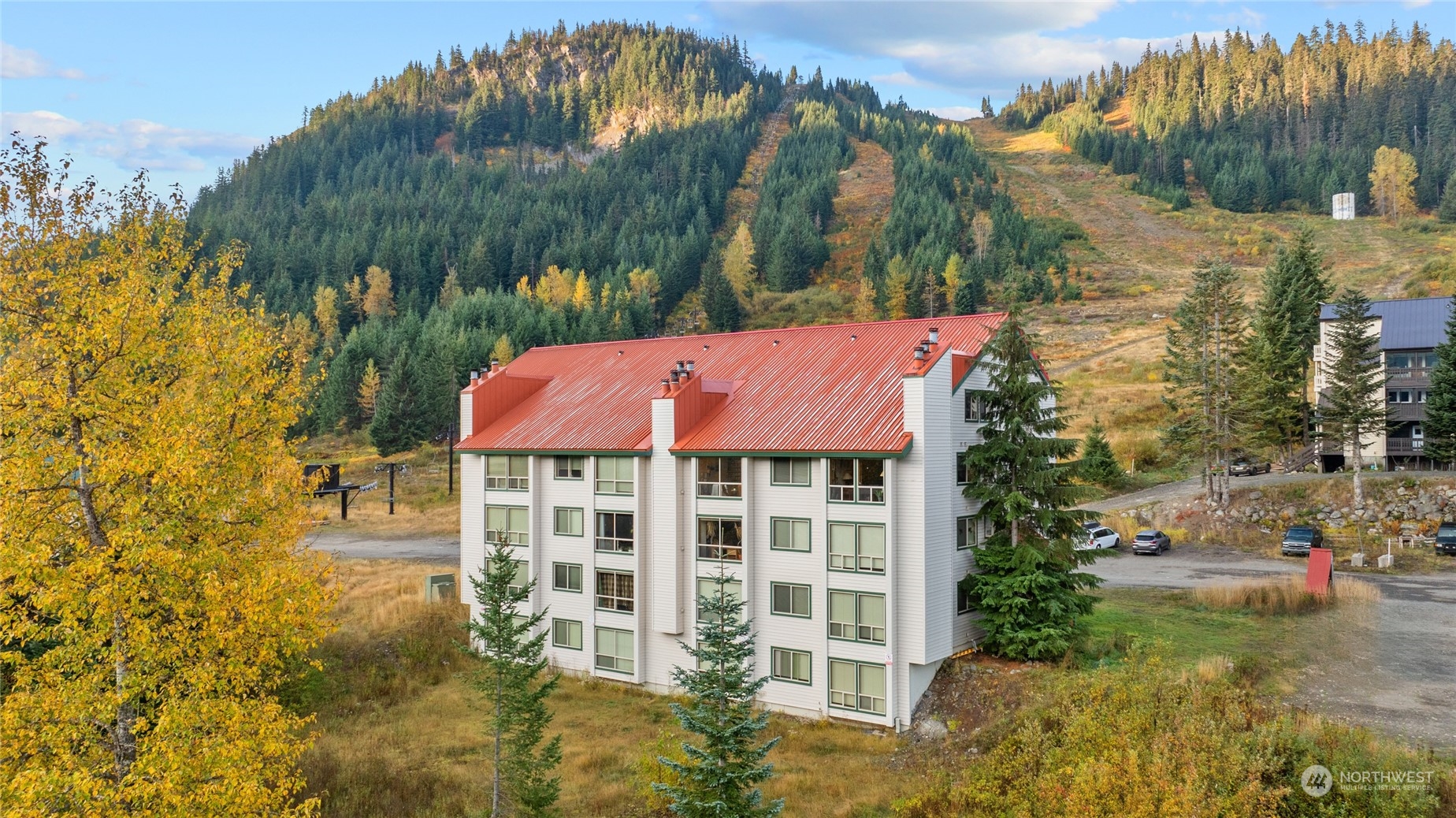 221 E Hyak Drive Unit: 402
