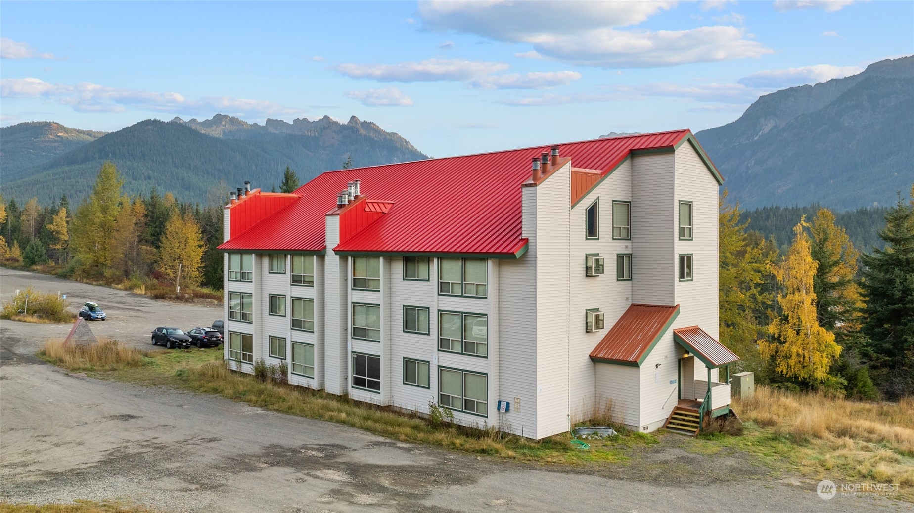 221 E Hyak Drive Unit: 402