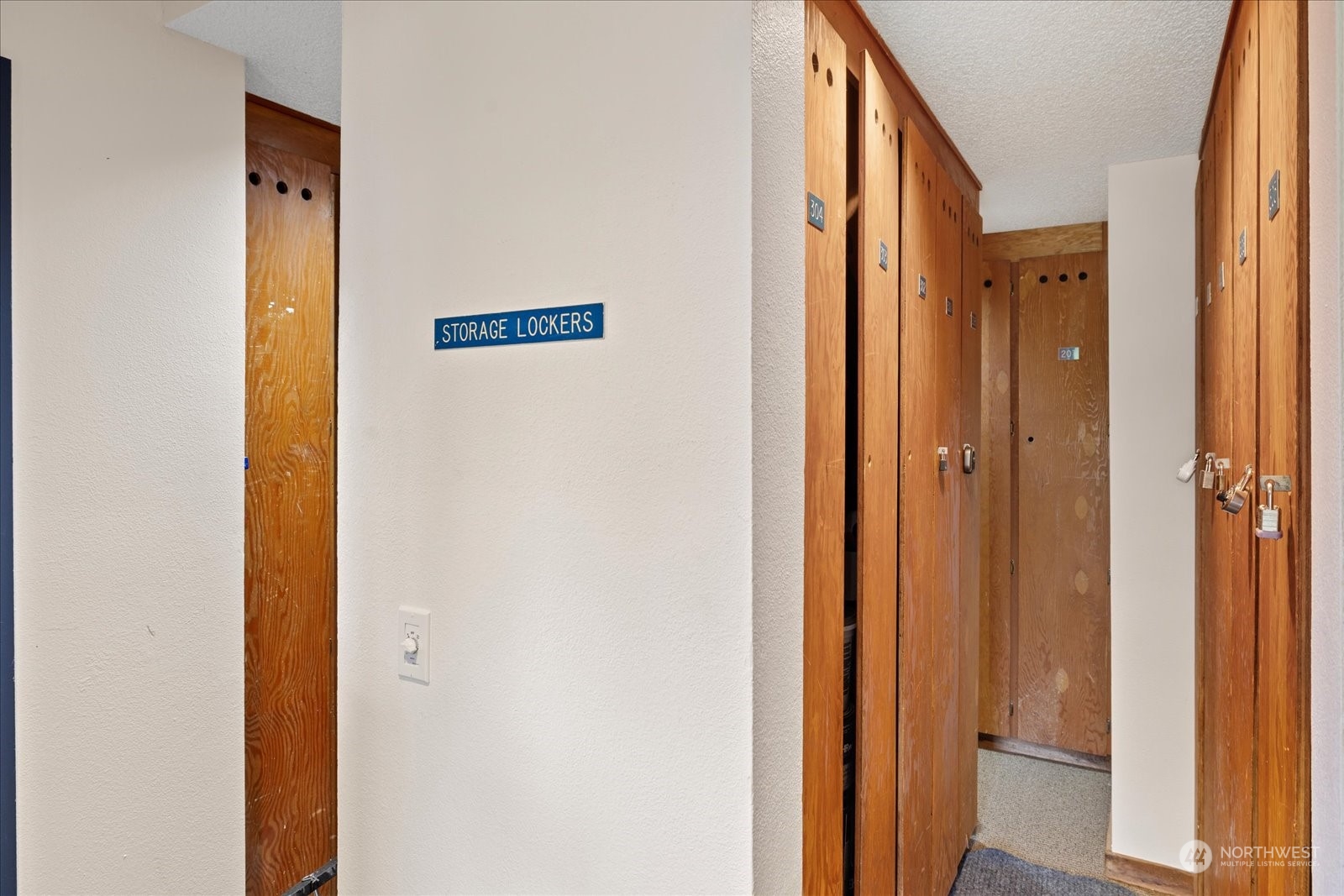 221 E Hyak Drive Unit: 402