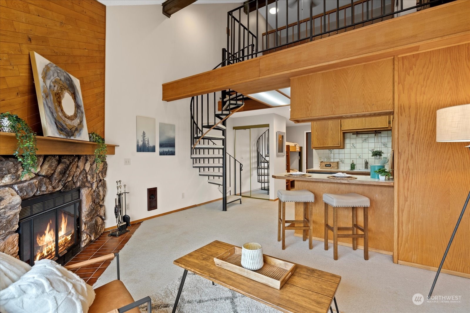 221 E Hyak Drive Unit: 402