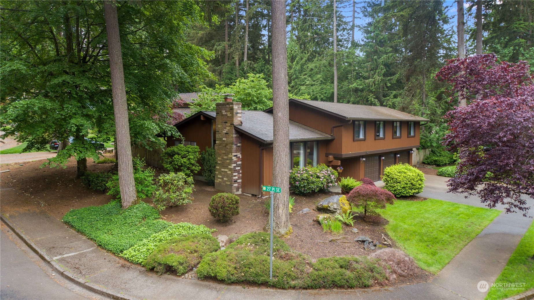 2606 Manorwood Drive