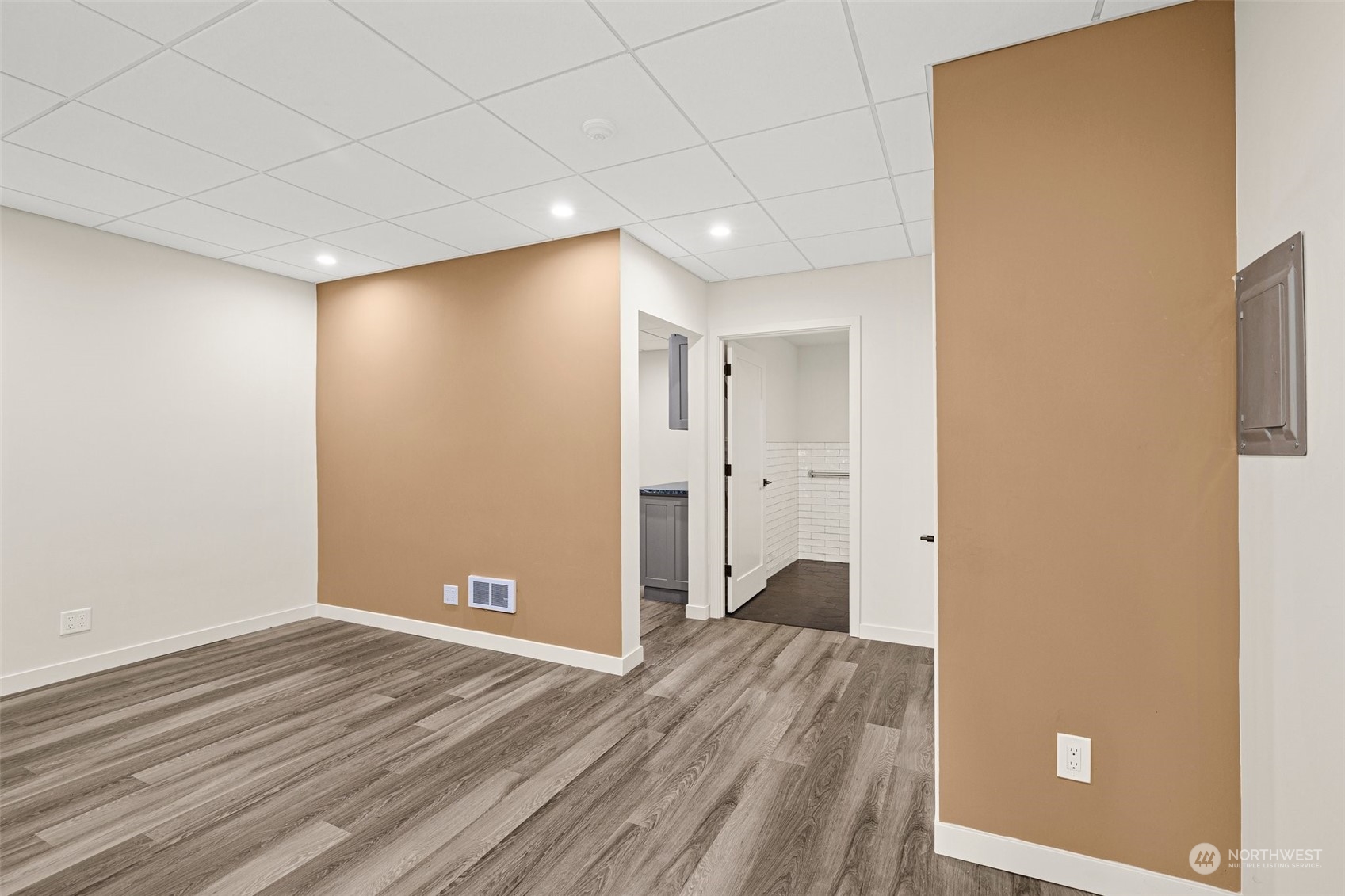 5036 California Avenue SW Unit: A