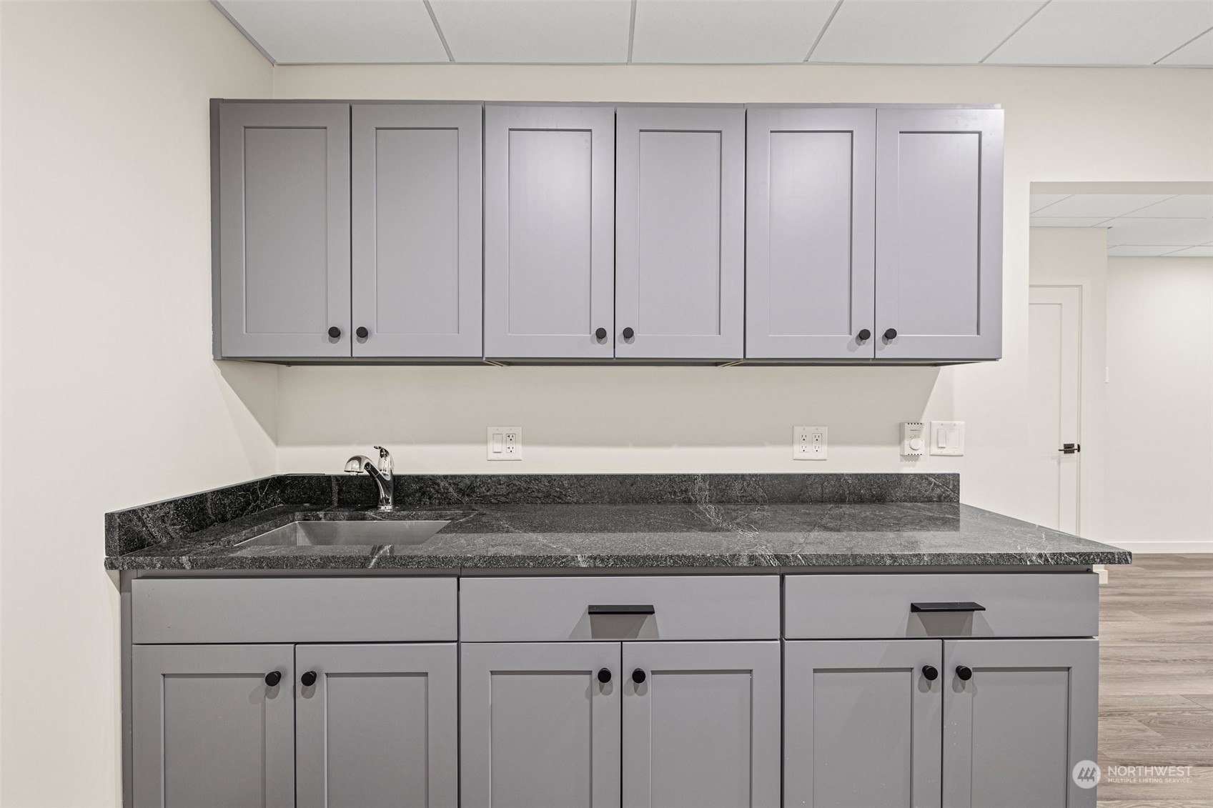 5036 California Avenue SW Unit: A