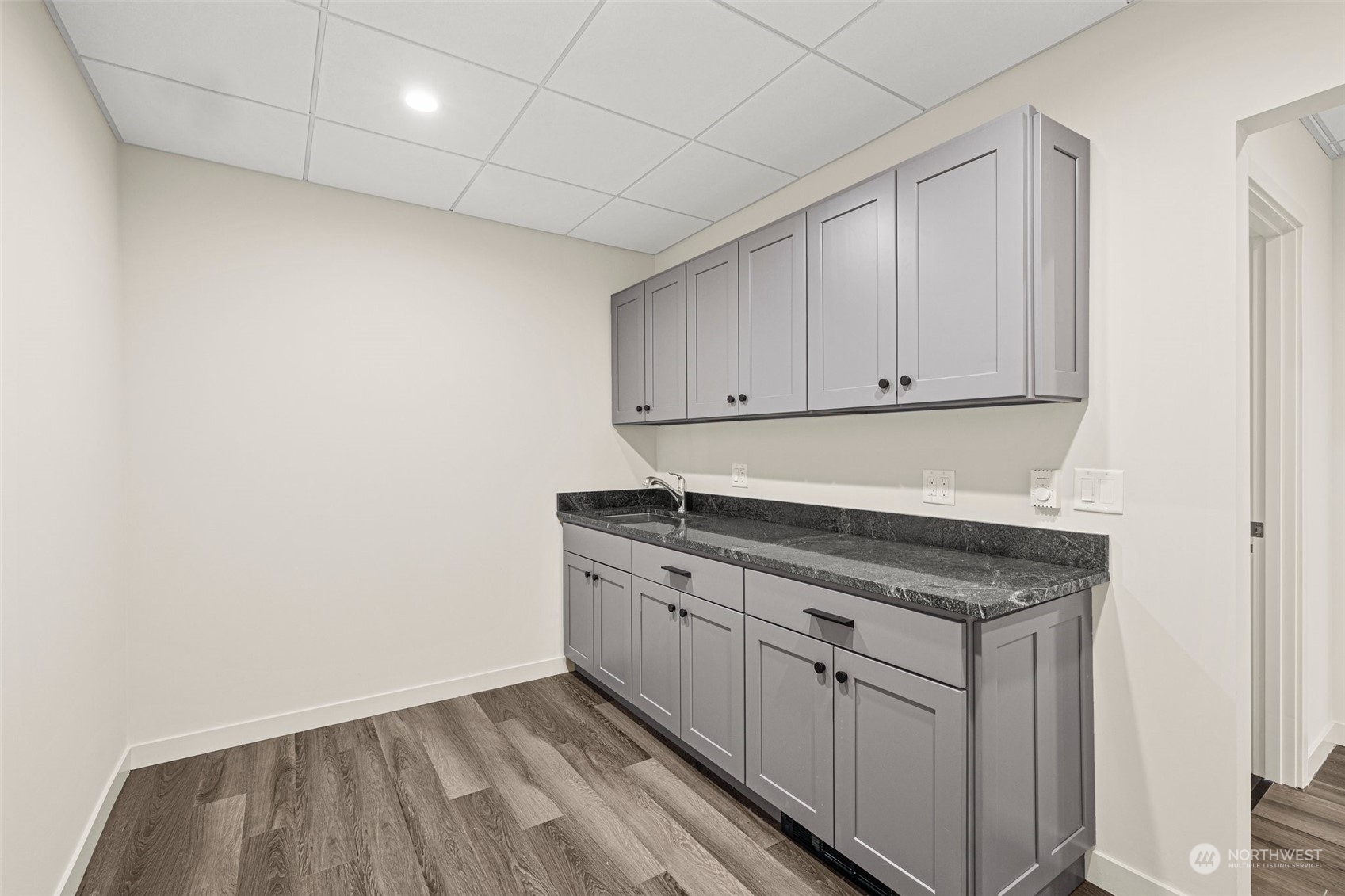 5036 California Avenue SW Unit: A