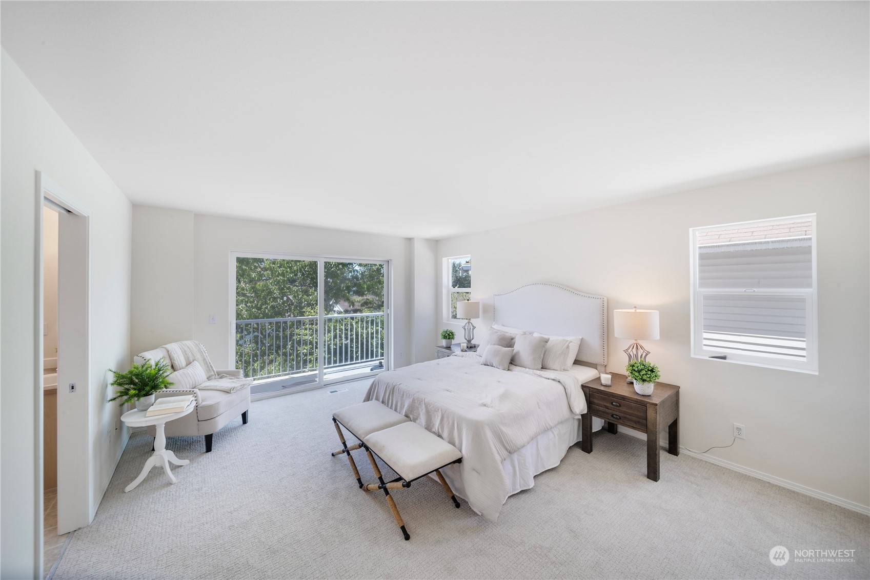 6629 Elizabeth Loop SE