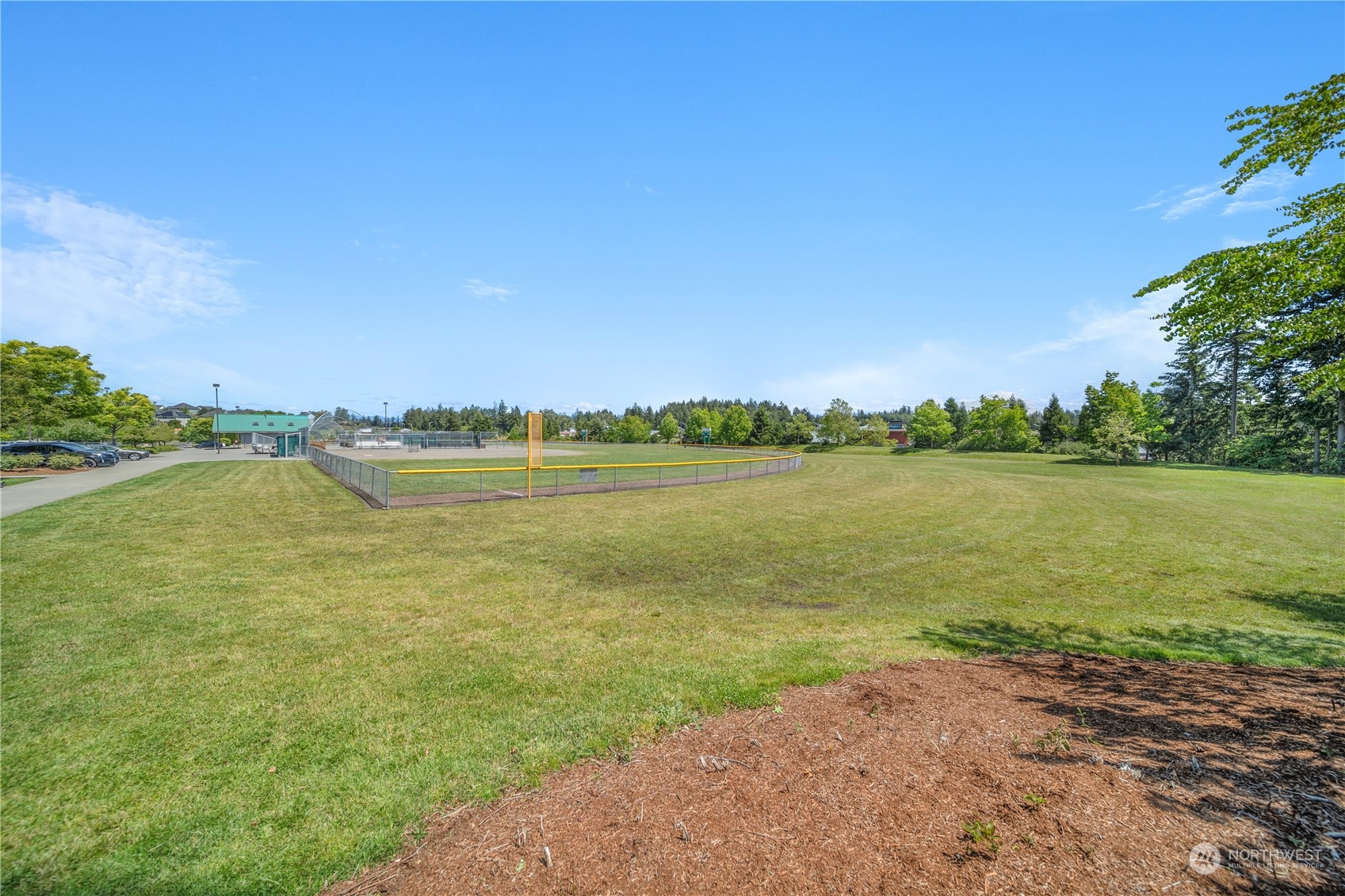 6629 Elizabeth Loop SE