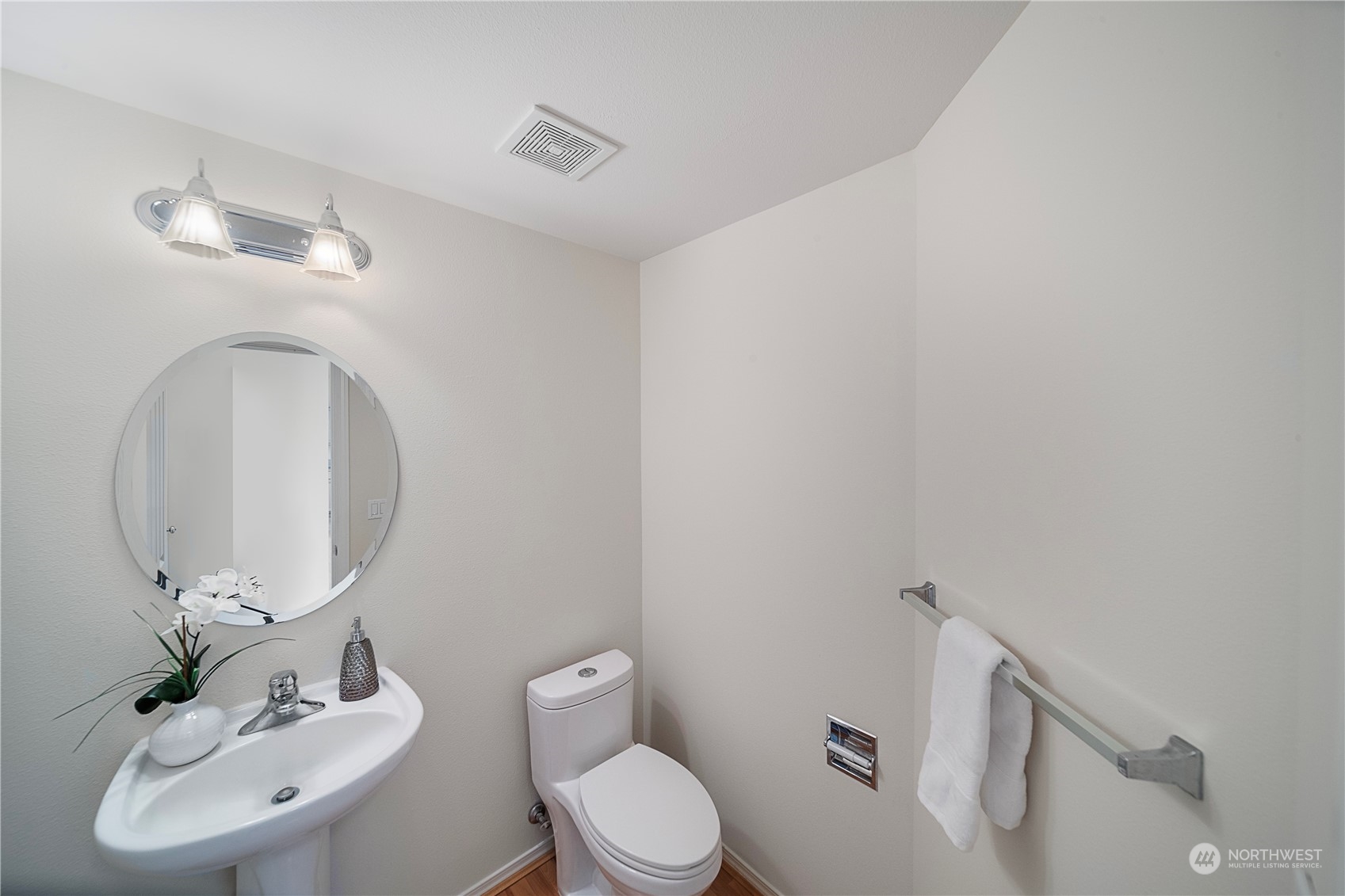 6629 Elizabeth Loop SE