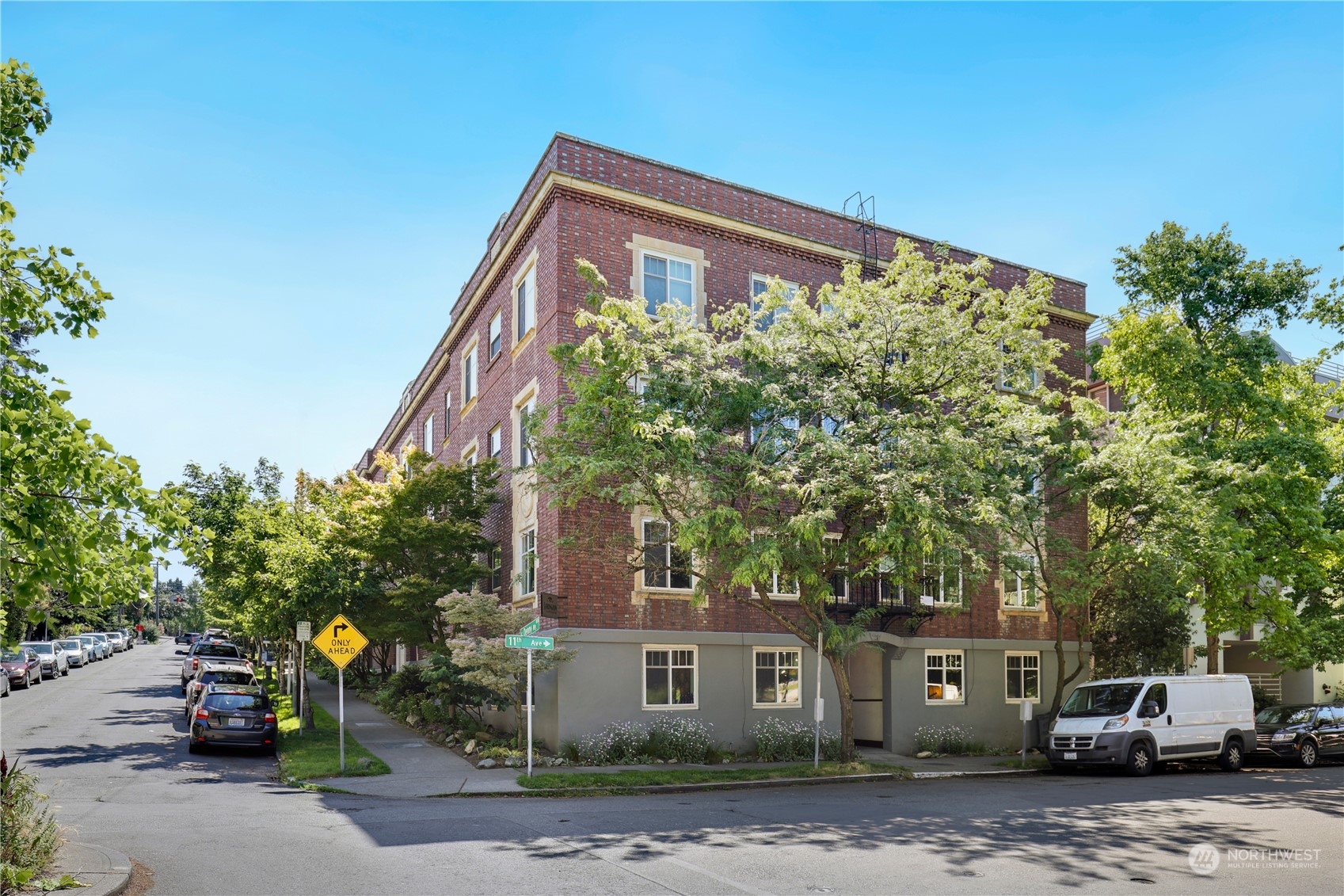 1107 E Denny Way Unit: B7