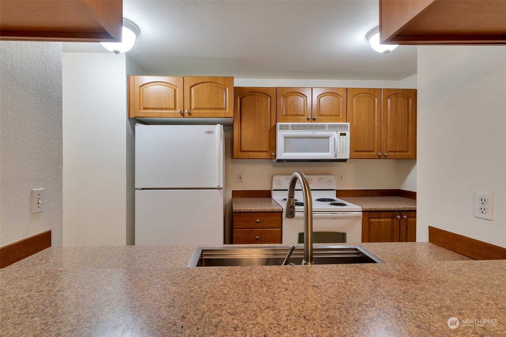 15433 Country Club Drive Unit: G102