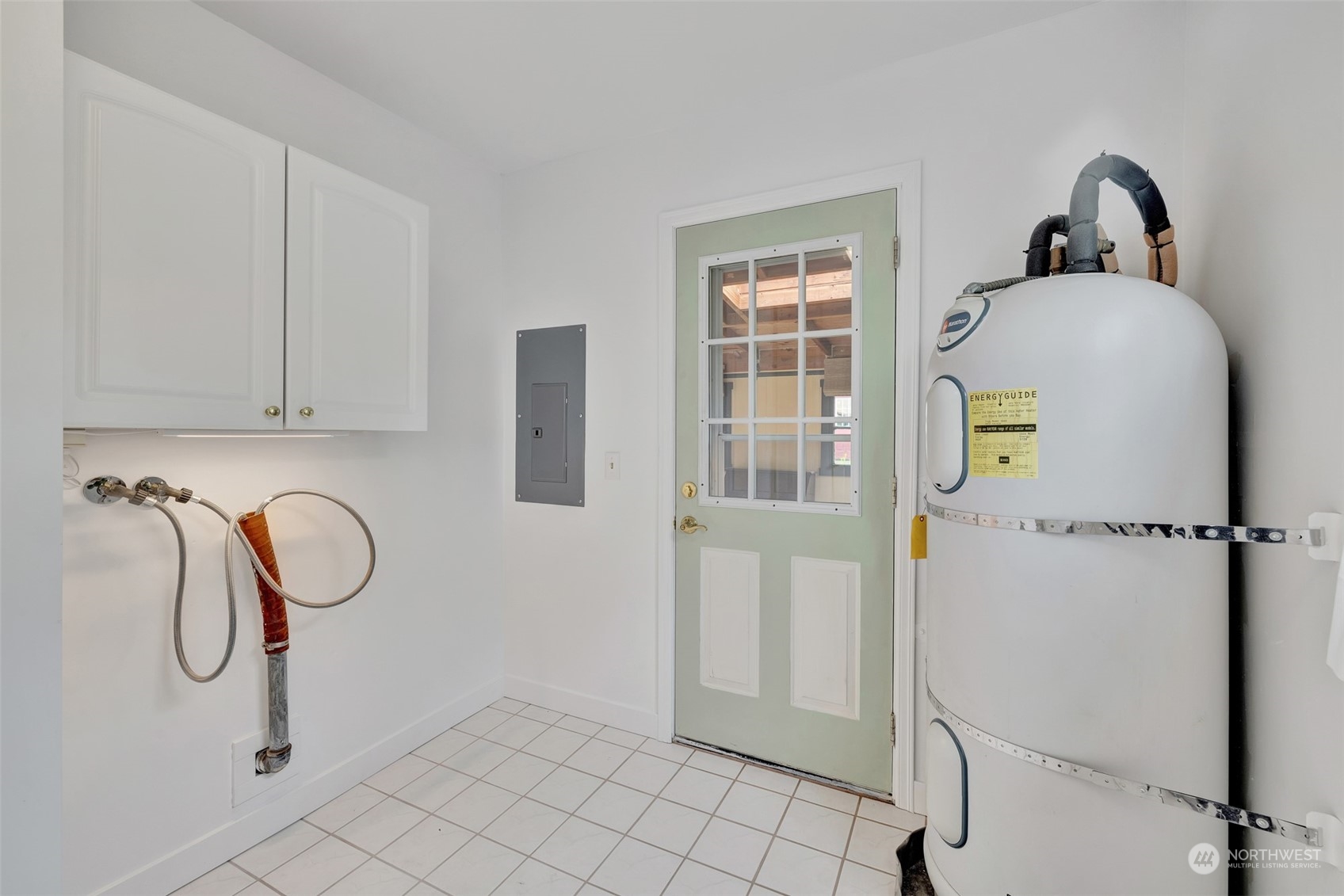 916 E 5th Street