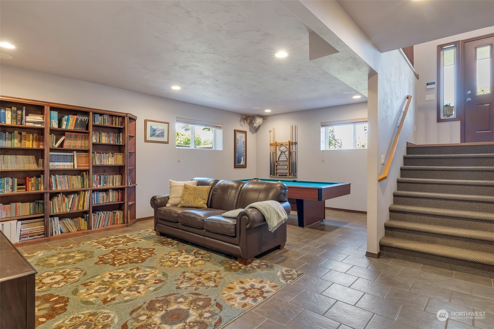 527 Seattle Avenue