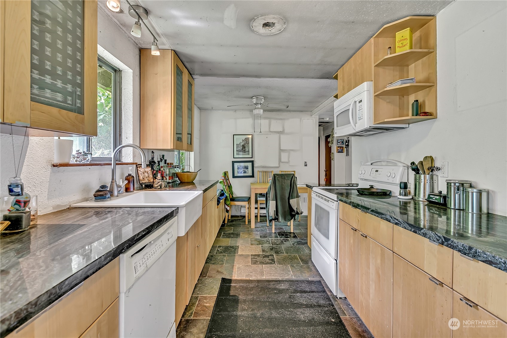 1151 Leschi Drive