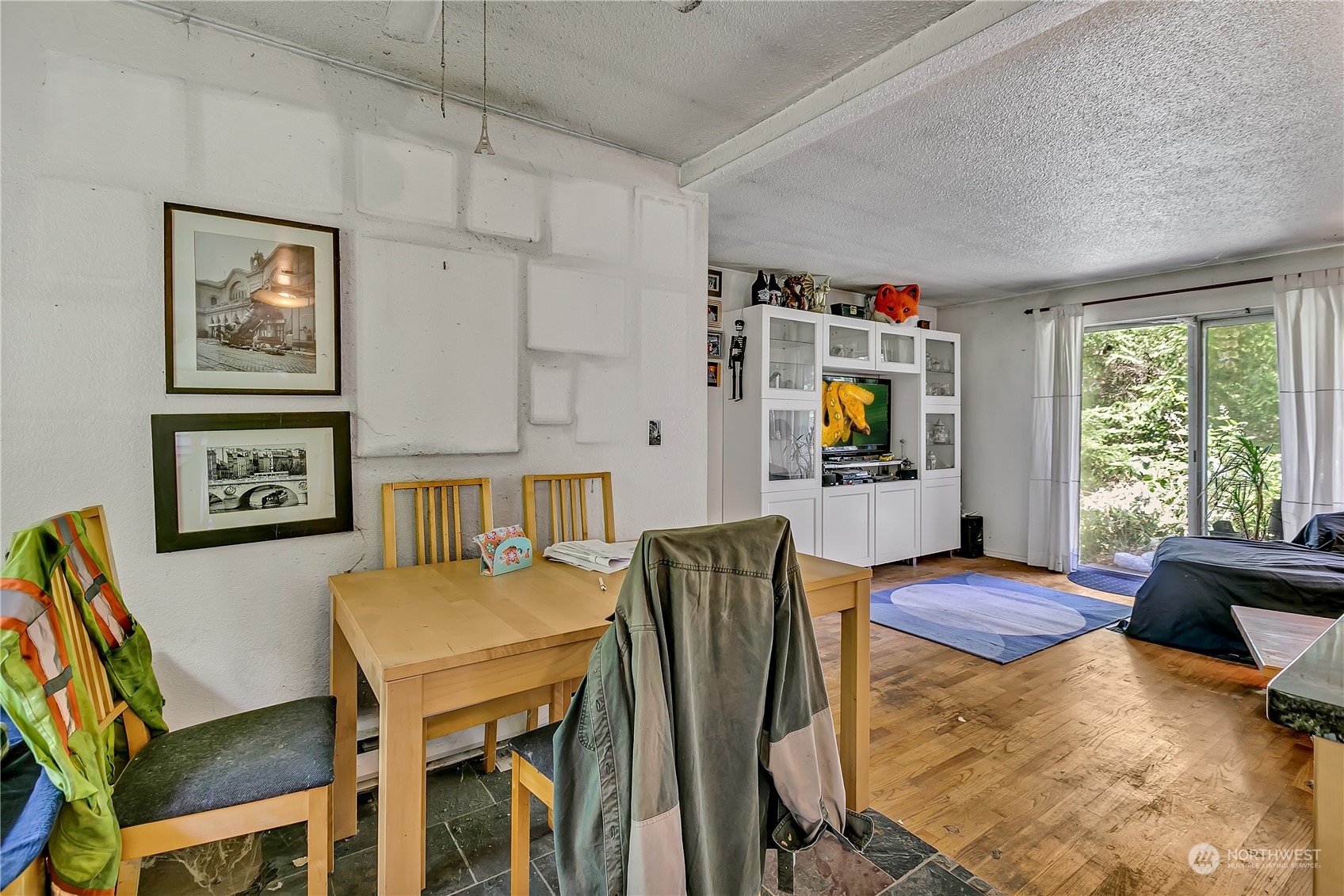 1151 Leschi Drive