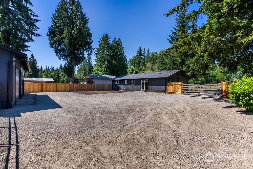 38016 Enumclaw Franklin Road SE