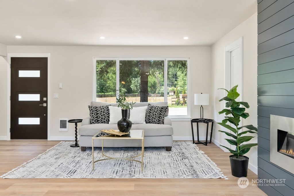 38016 Enumclaw Franklin Road SE