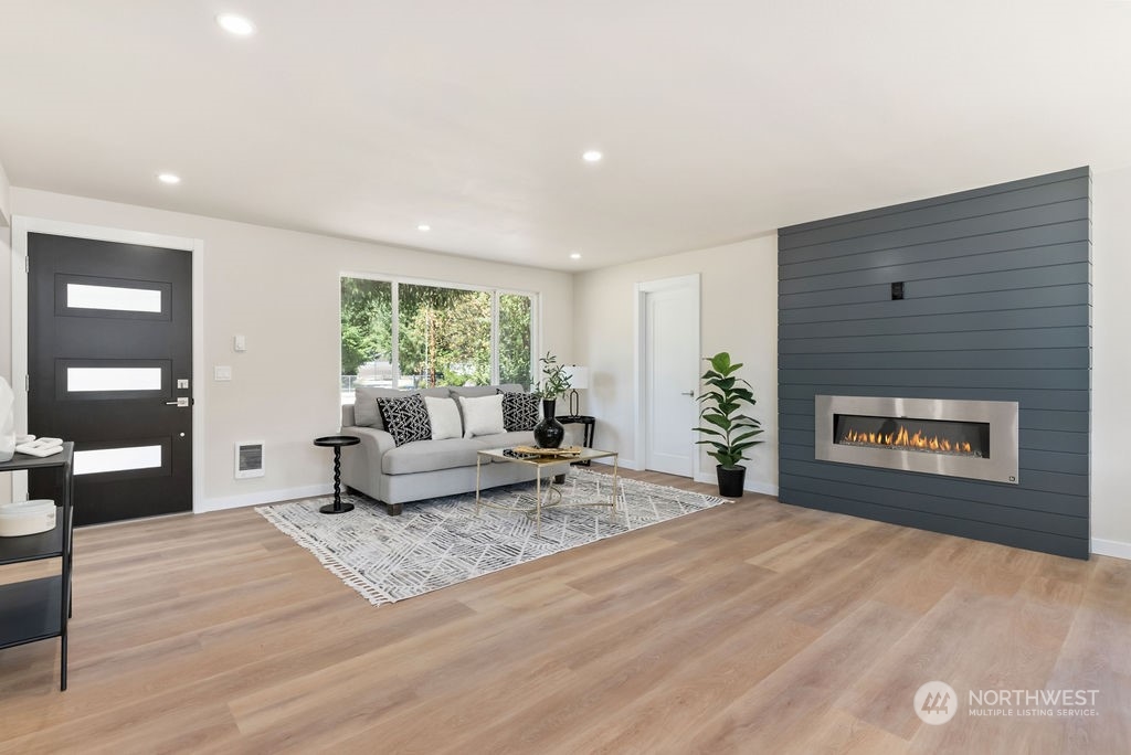 38016 Enumclaw Franklin Road SE