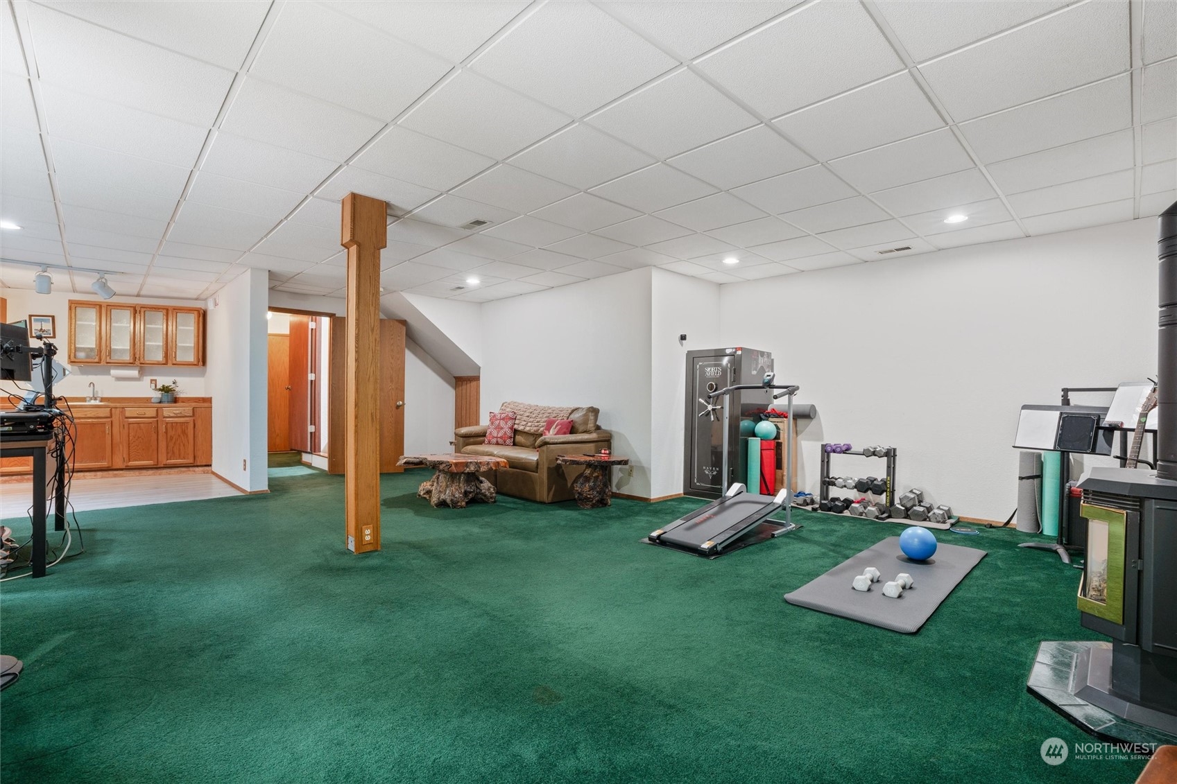 1655 NW Hidden Place