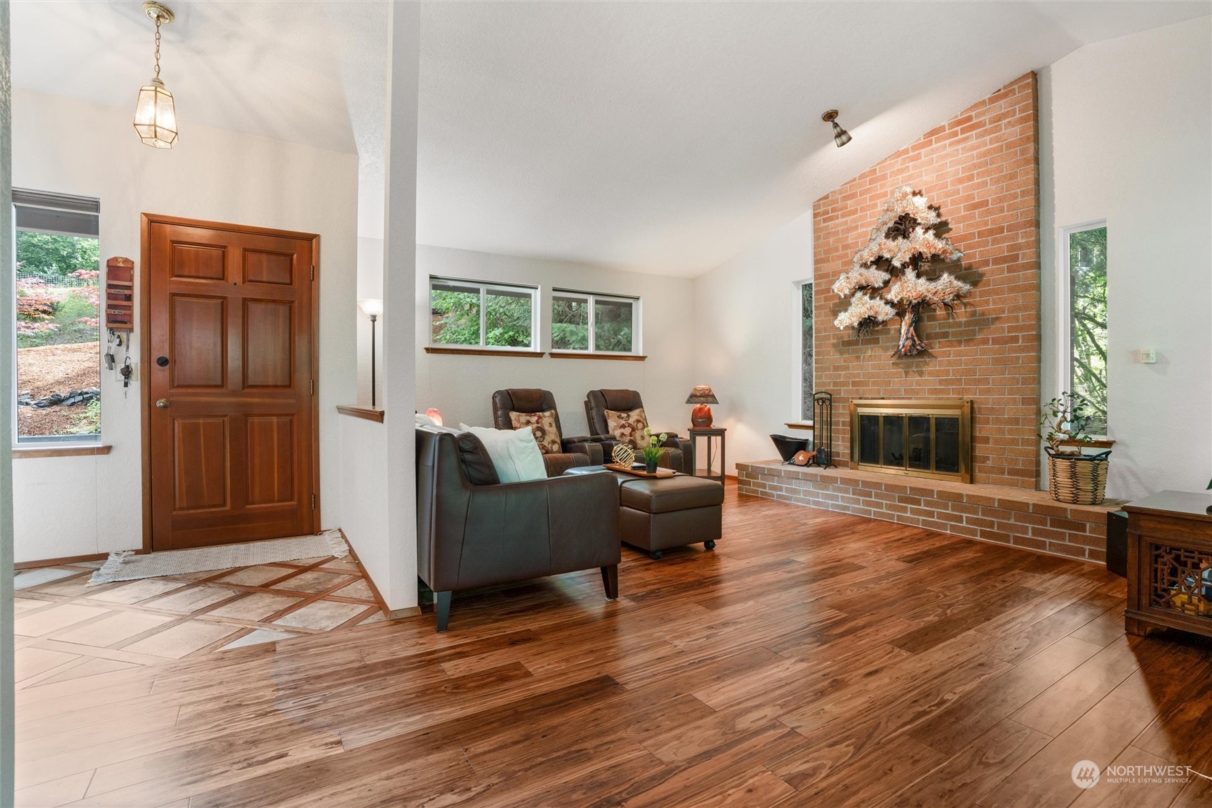 1655 NW Hidden Place