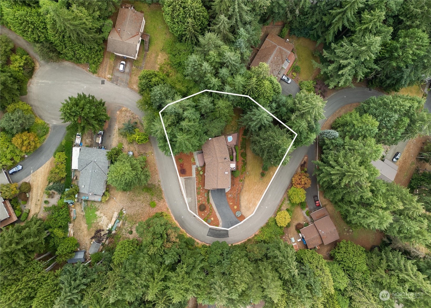 1655 NW Hidden Place