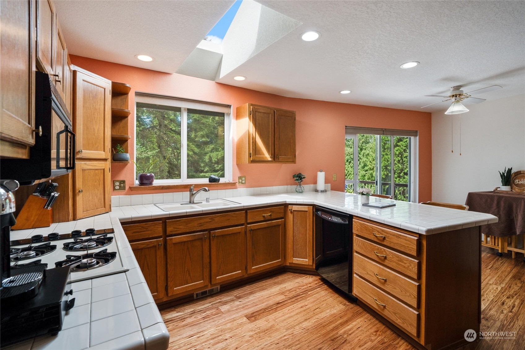 1655 NW Hidden Place