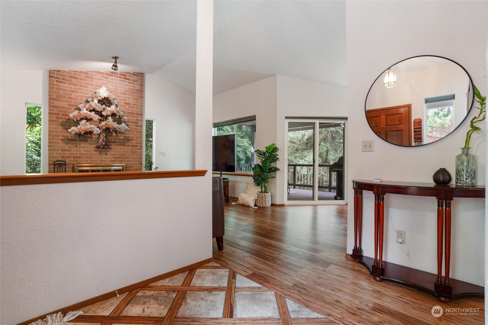 1655 NW Hidden Place