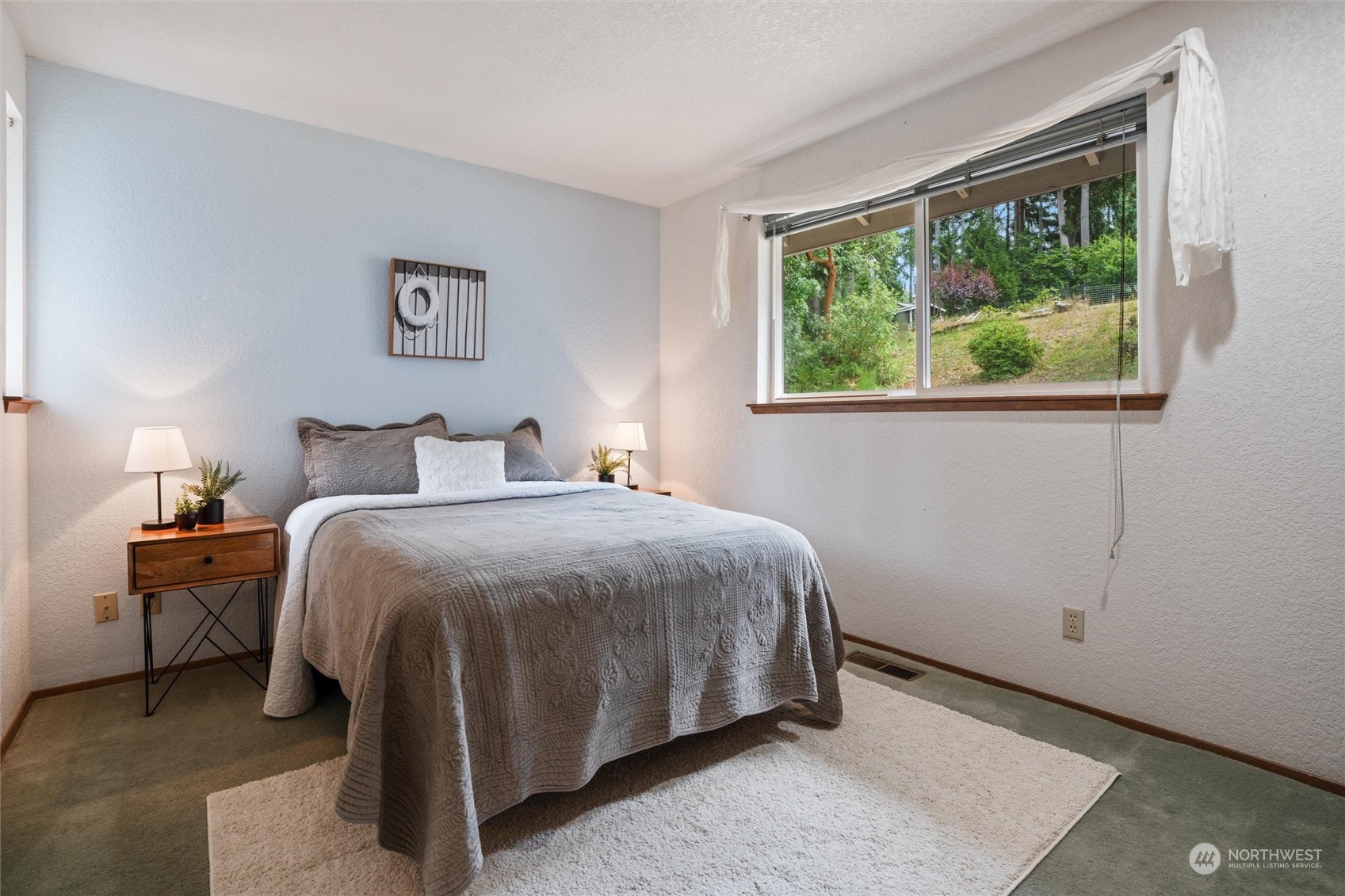 1655 NW Hidden Place