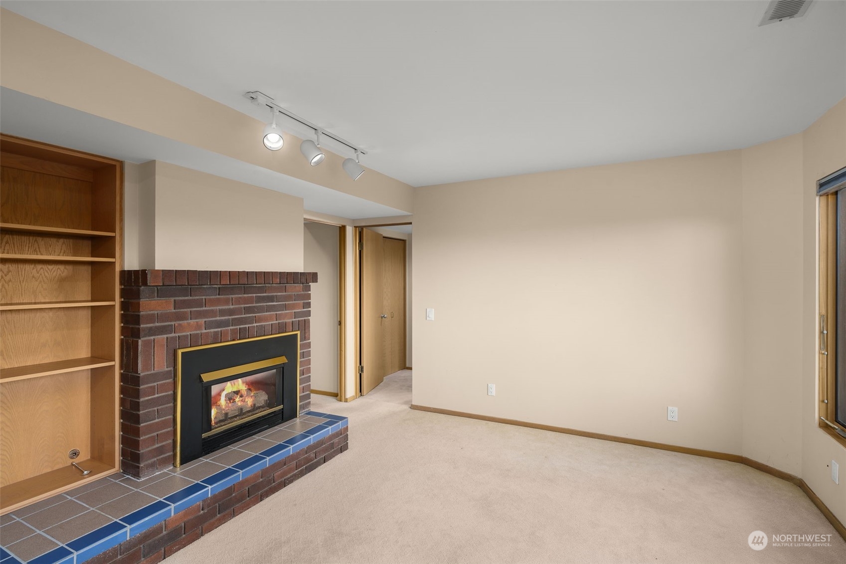 8538 NE Juanita Drive