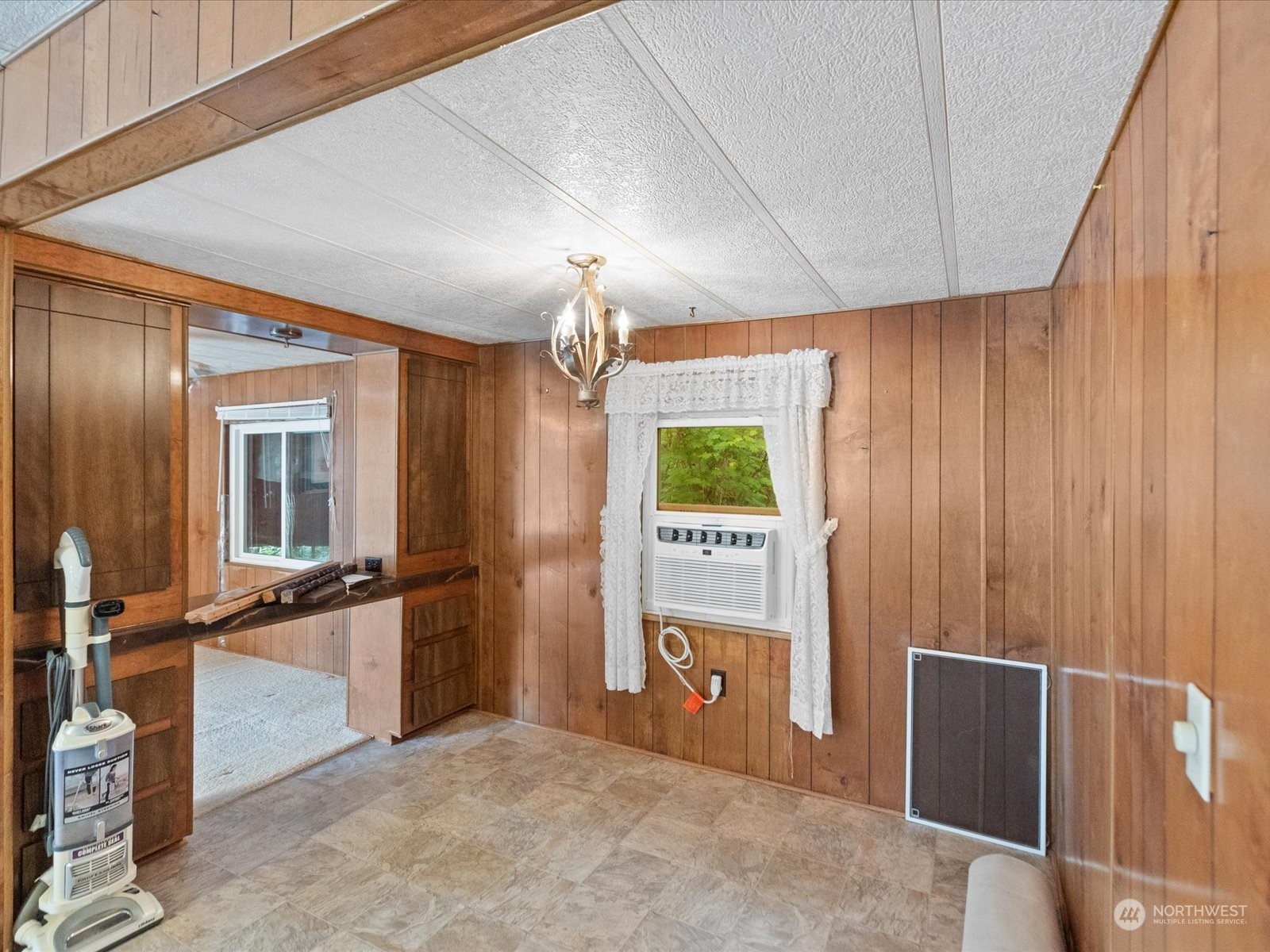 22429 Echo Lake Road