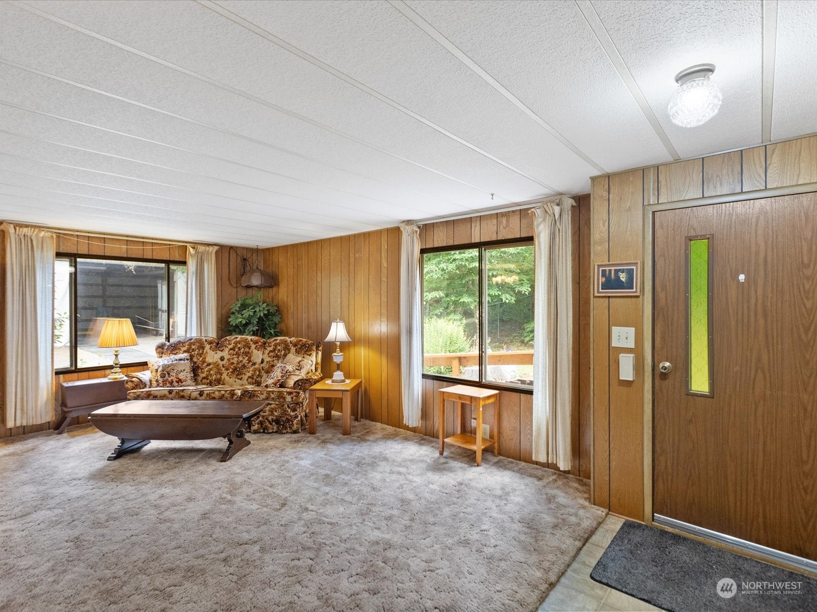 22429 Echo Lake Road