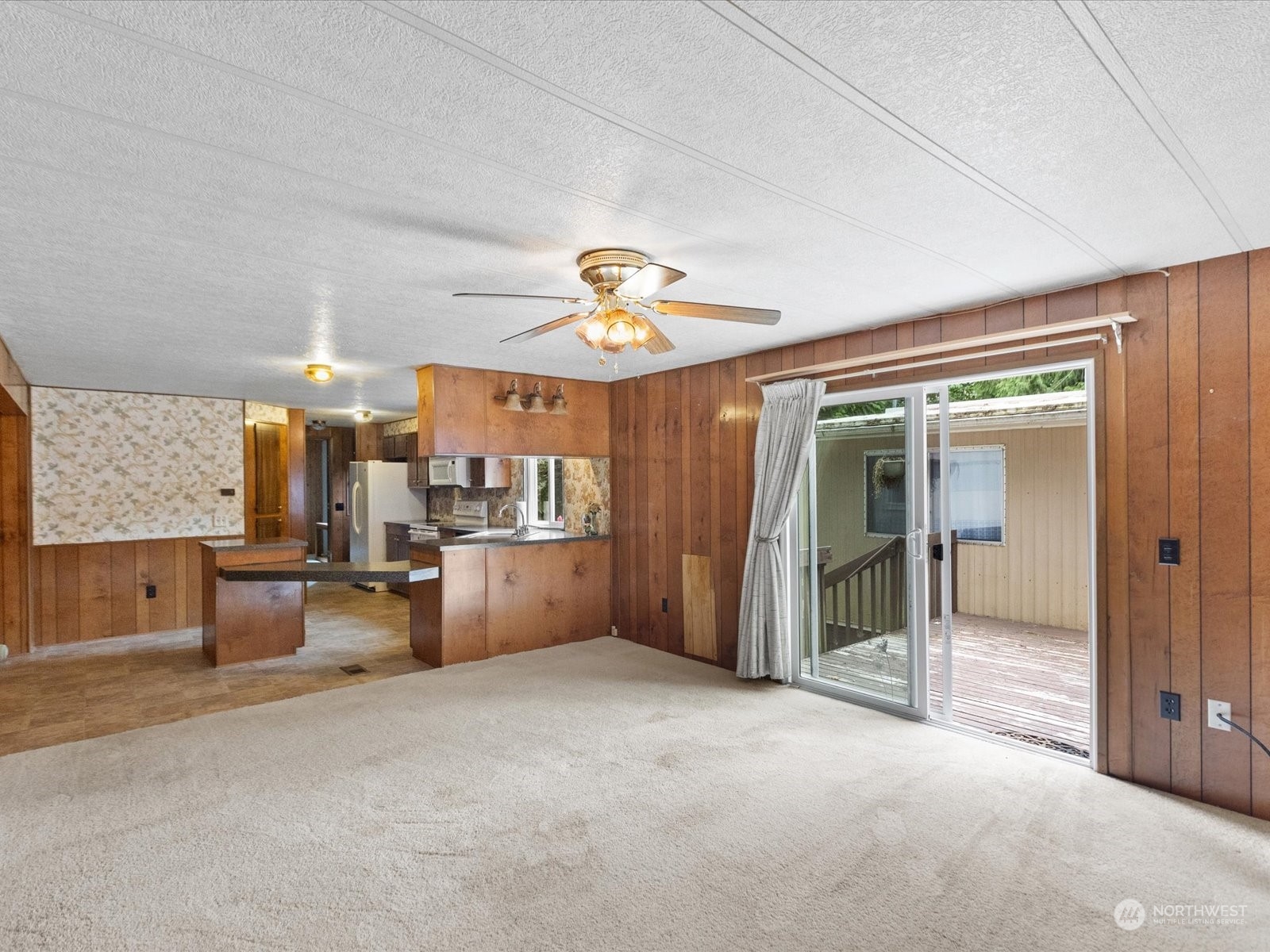 22429 Echo Lake Road