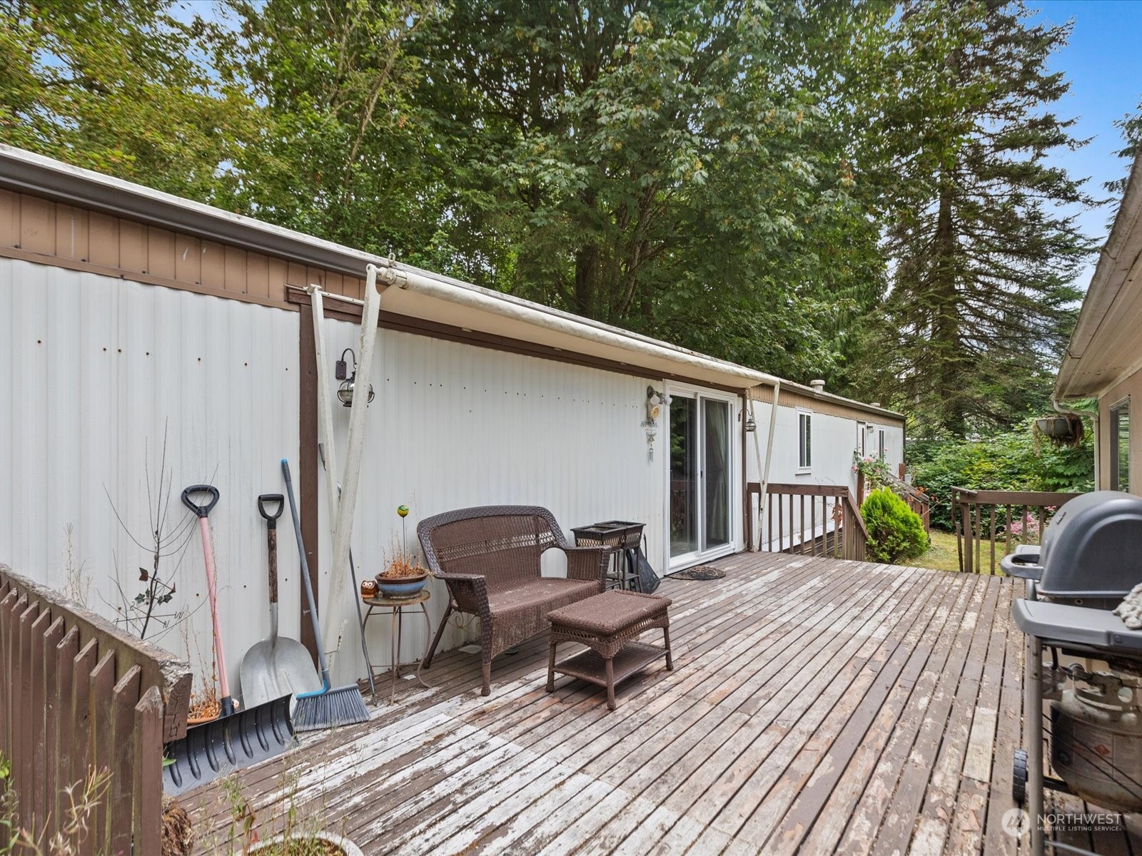 22429 Echo Lake Road