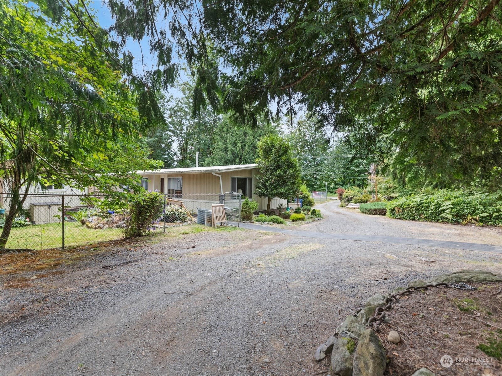 22429 Echo Lake Road
