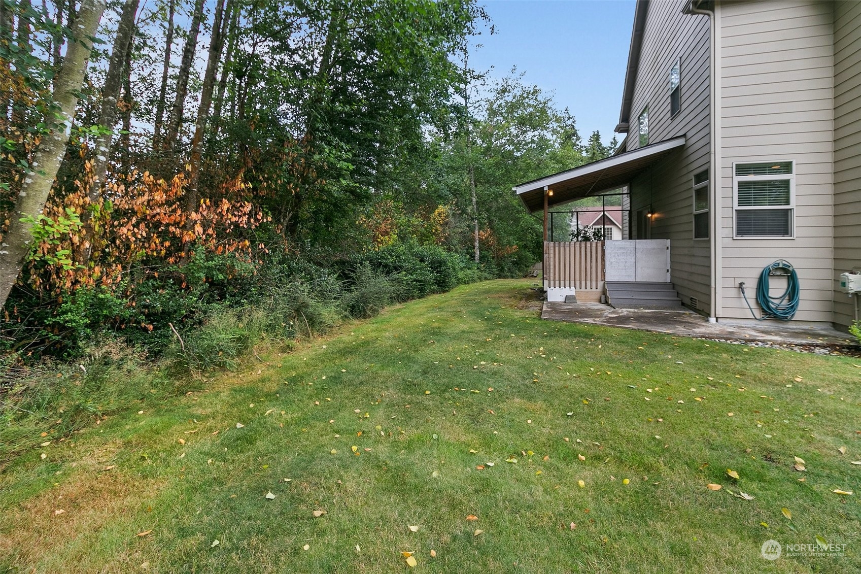 1890 Redwood Drive