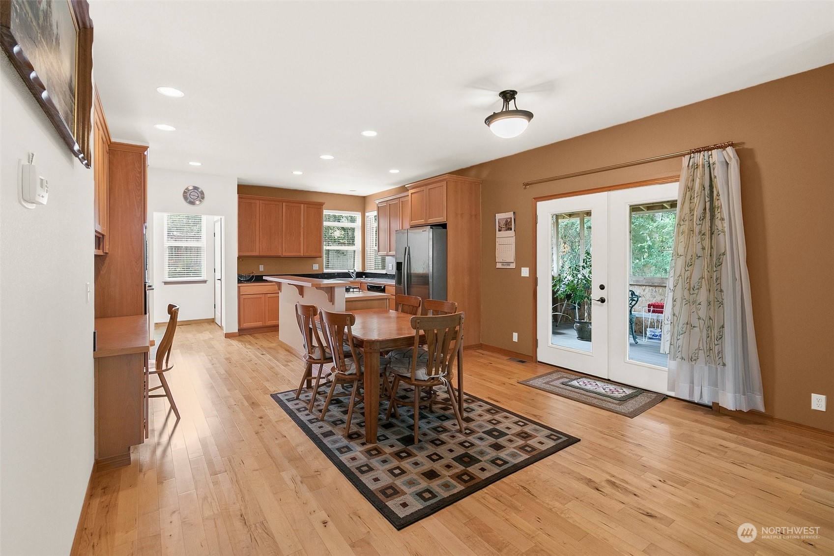 1890 Redwood Drive
