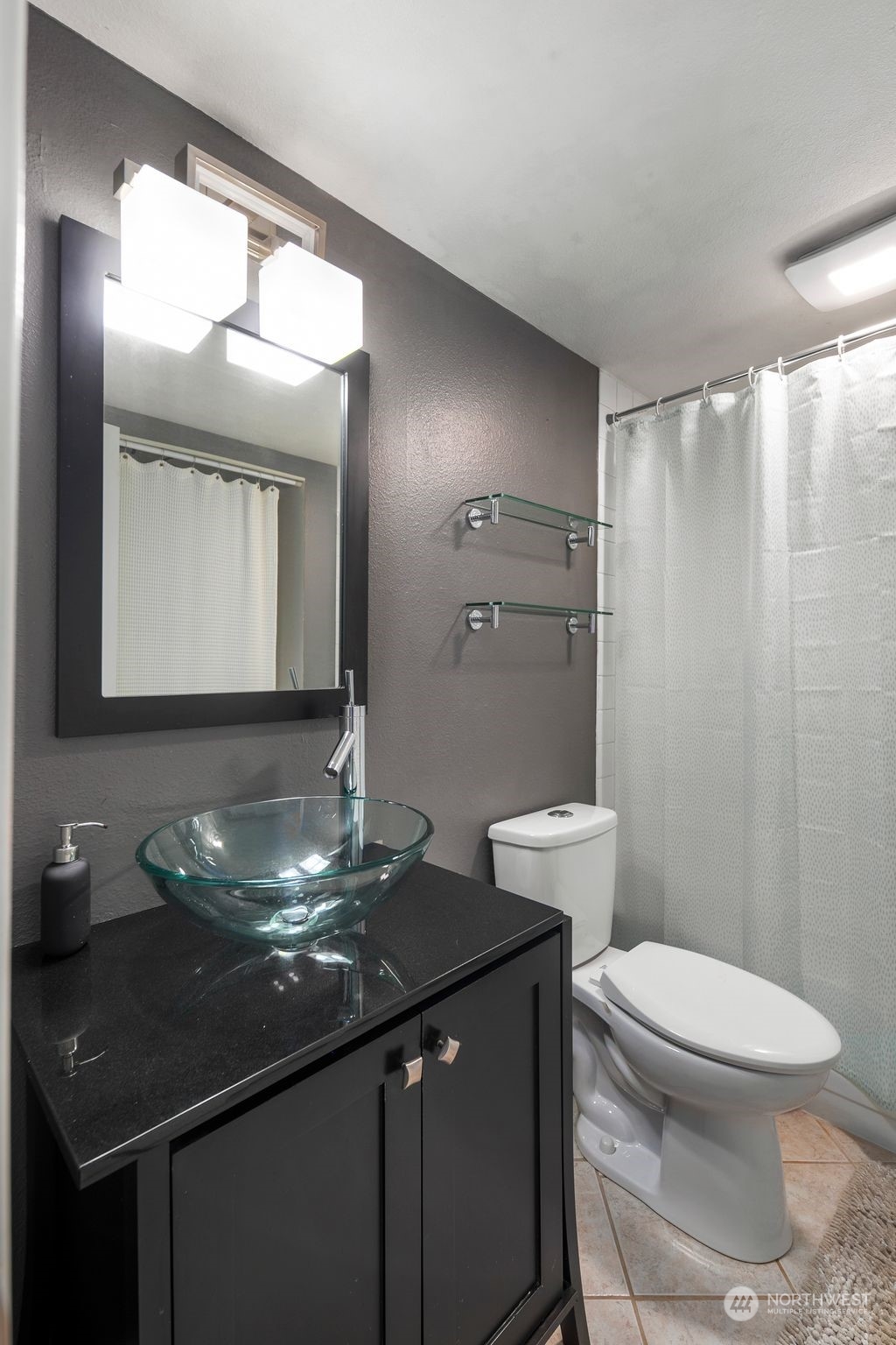 4717 W Lake Sammamish Parkway SE Unit: C206