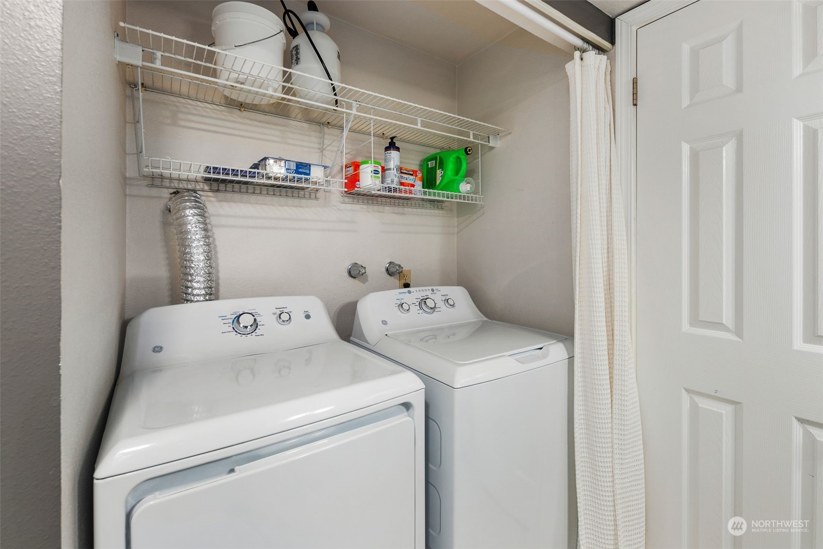 4717 W Lake Sammamish Parkway SE Unit: C206