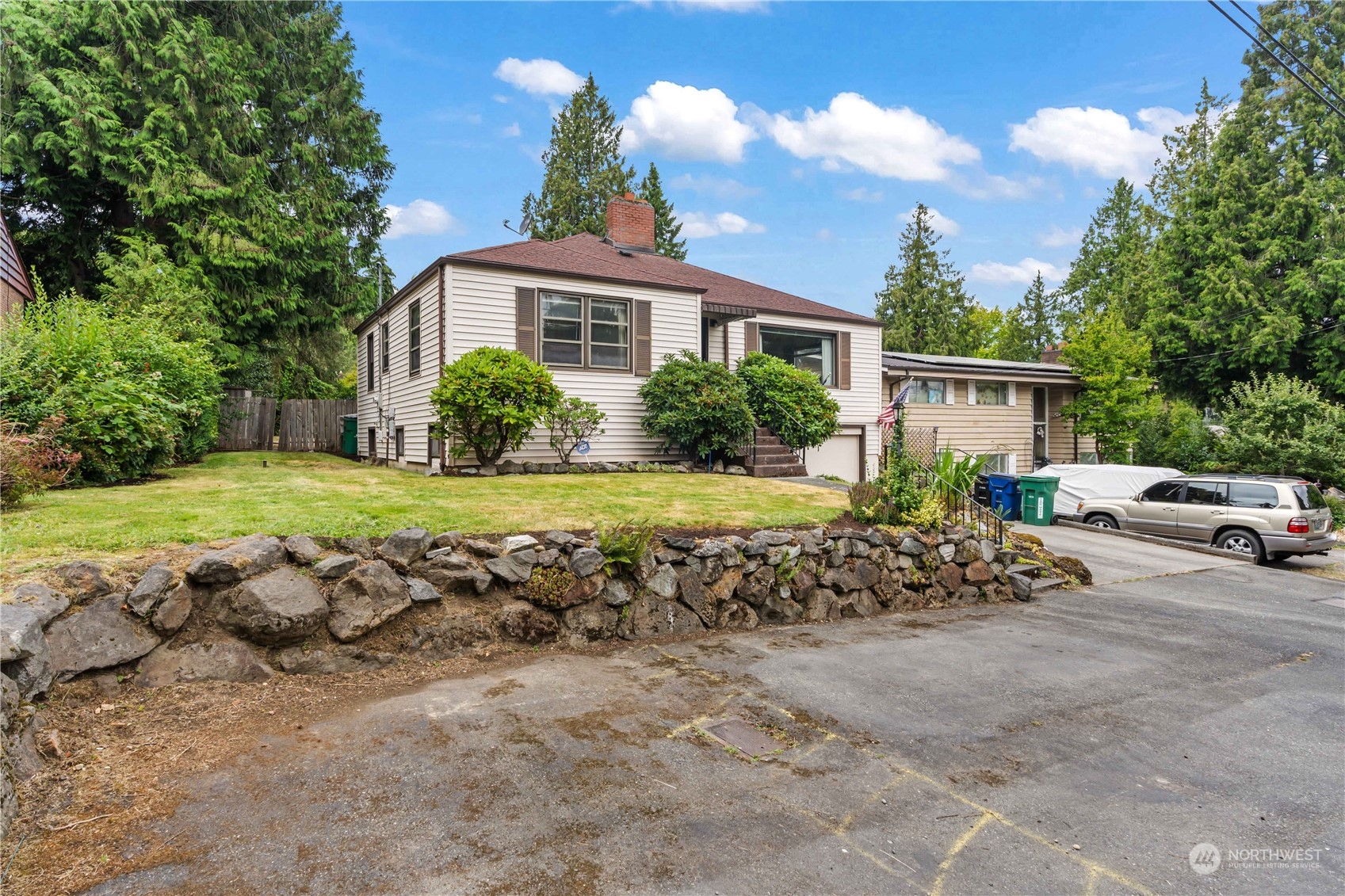 10045 38th Avenue NE