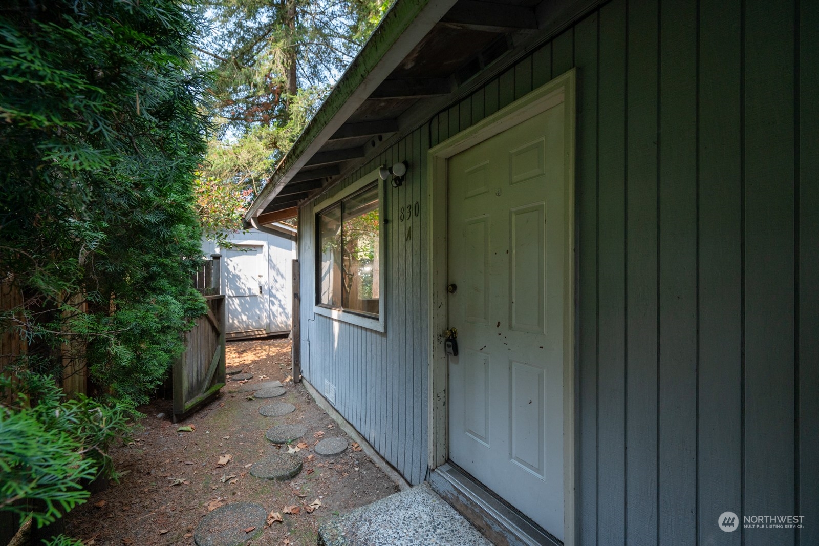 830 Baird Avenue