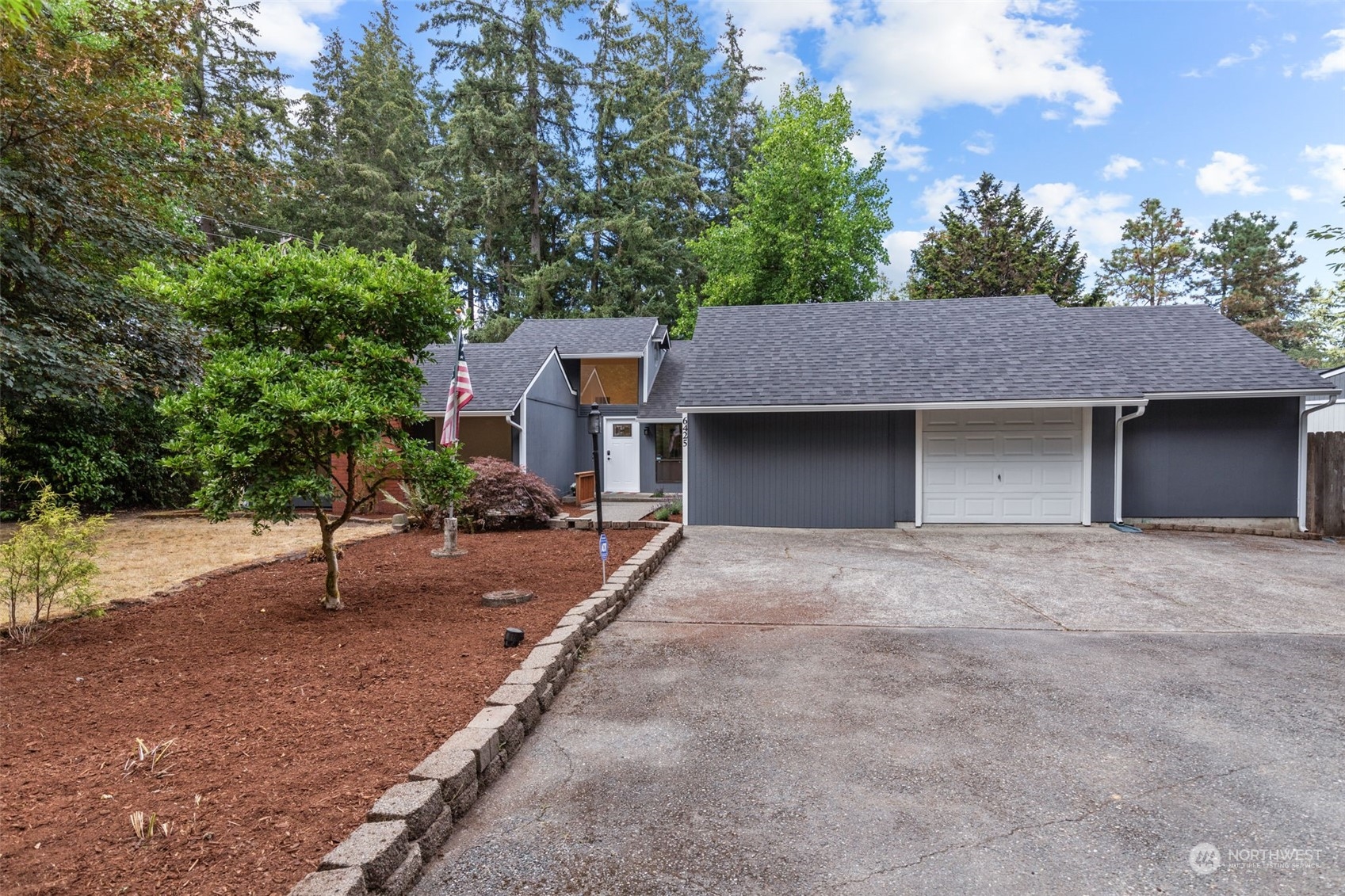 6425 Nyanza Park Drive SW