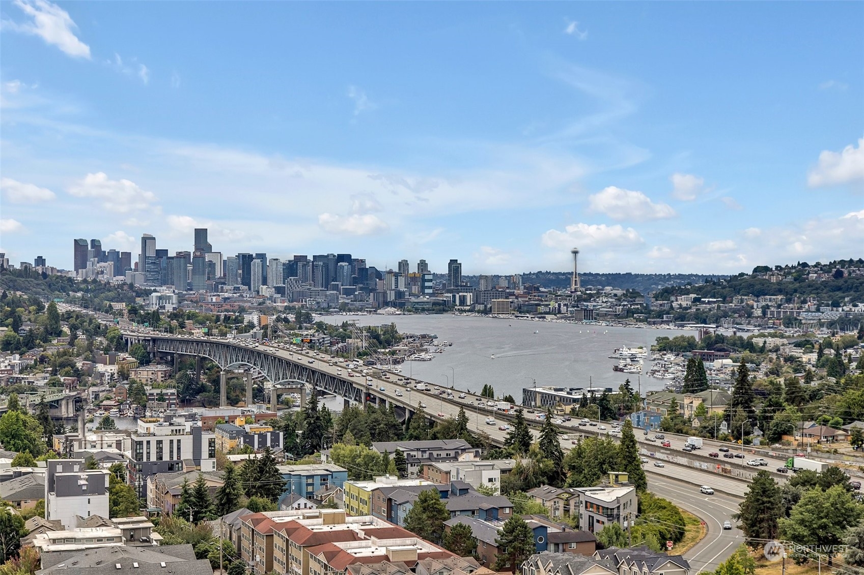 4540 8th Avenue NE Unit: 2001