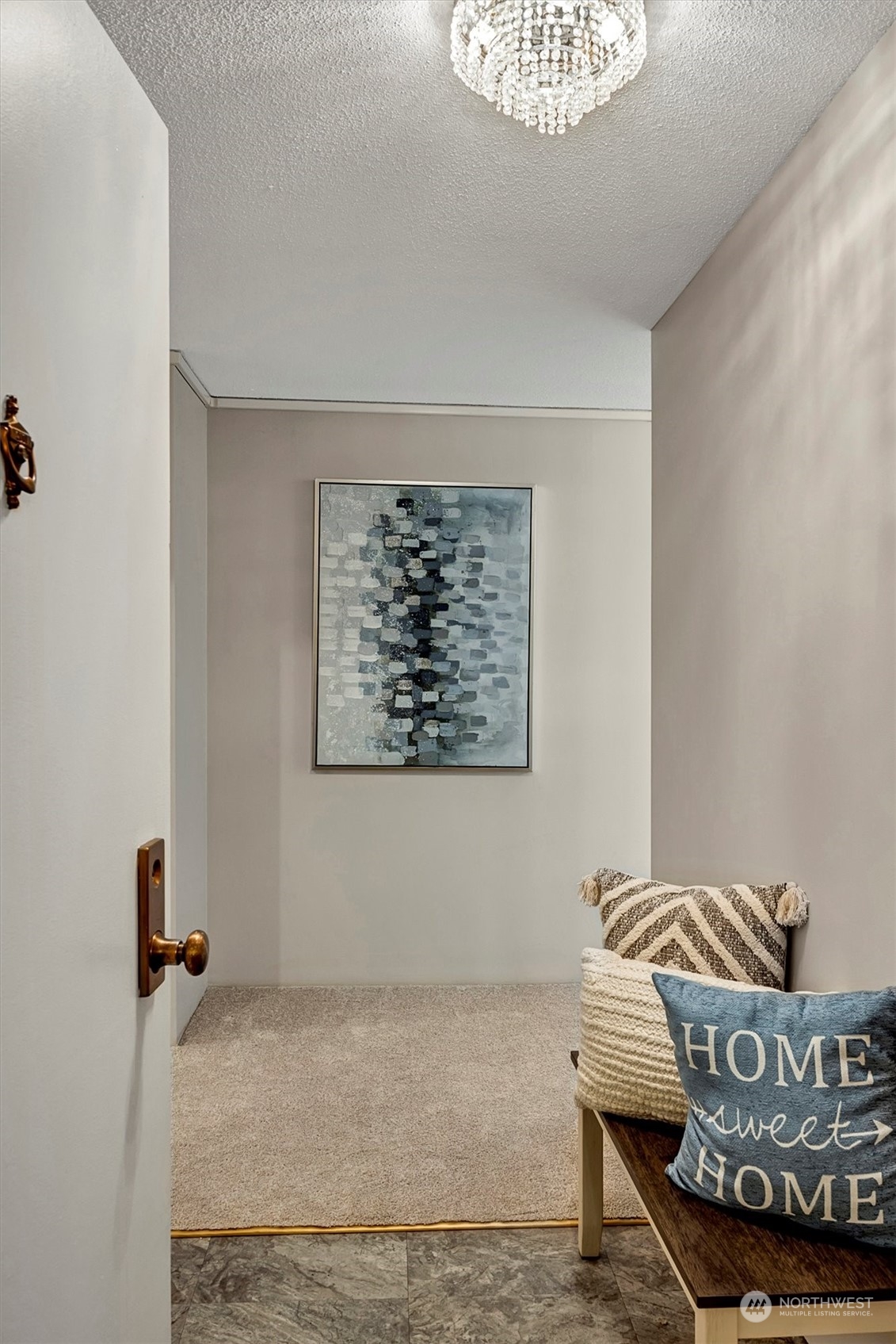 4540 8th Avenue NE Unit: 2001