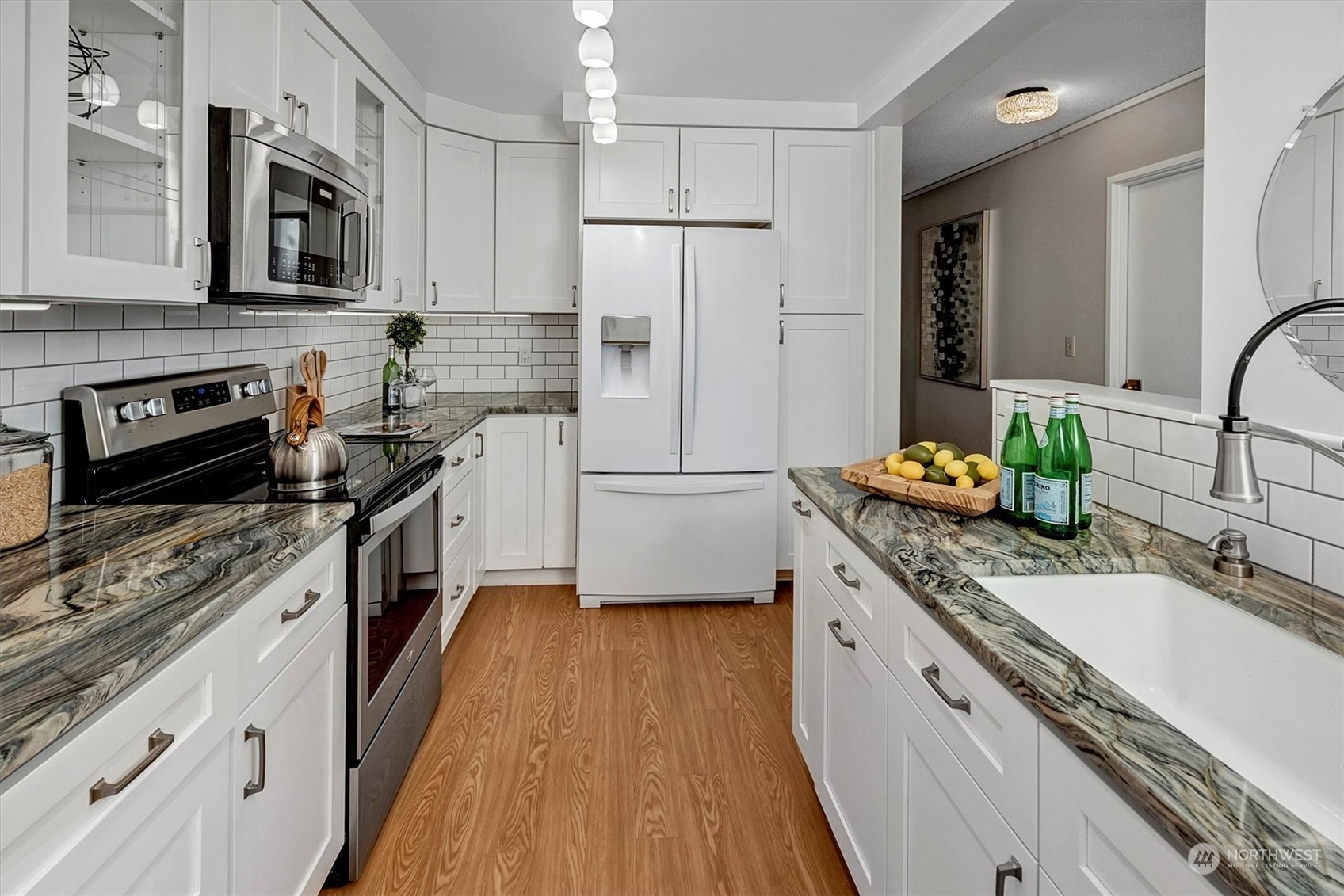 4540 8th Avenue NE Unit: 2001
