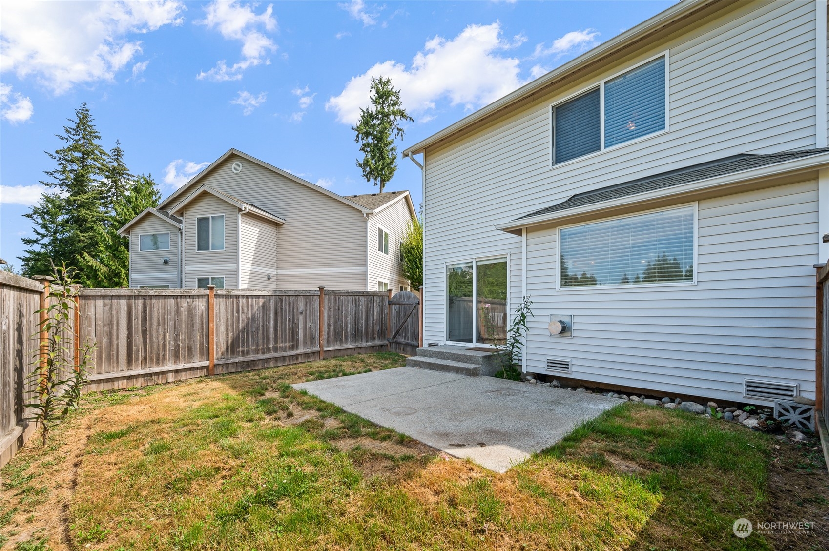 8827 1st Street NE Unit: B