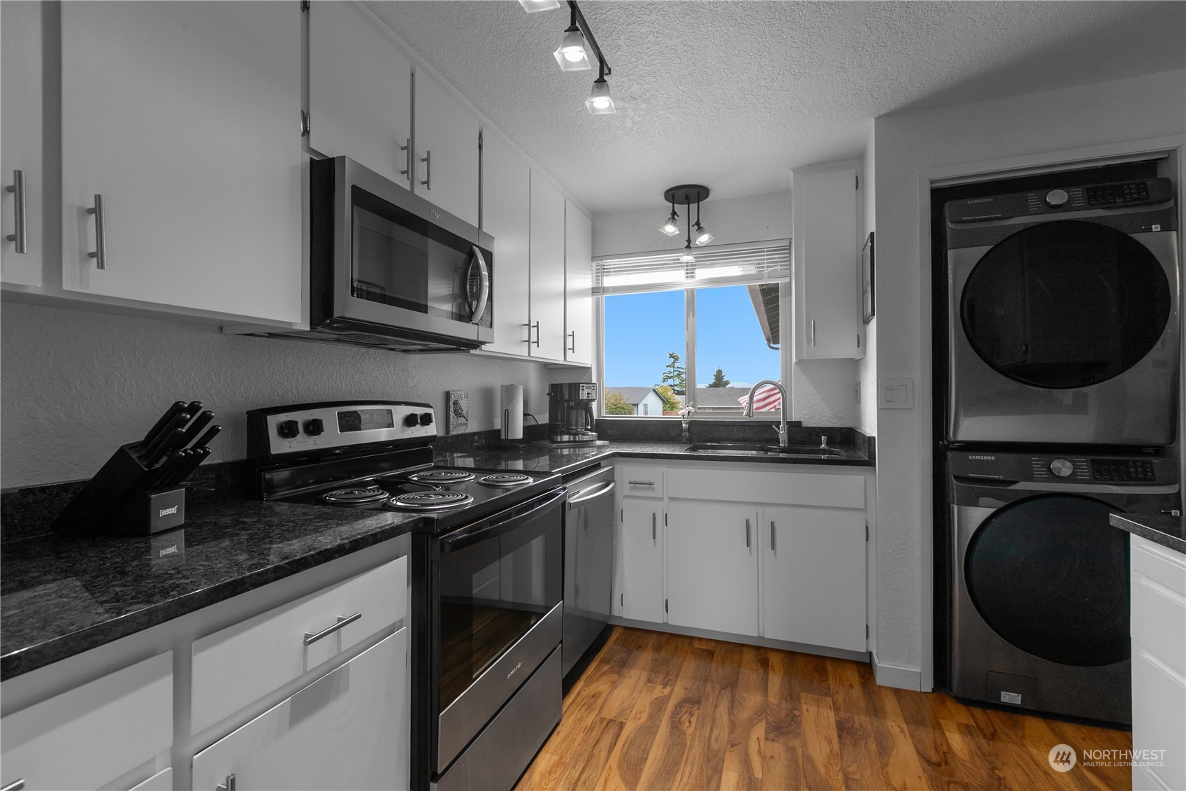 5510 Kingsway