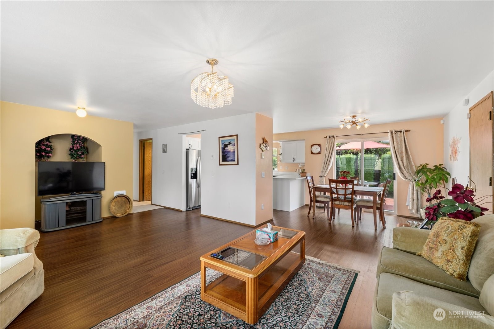 1318 E Casino Rd