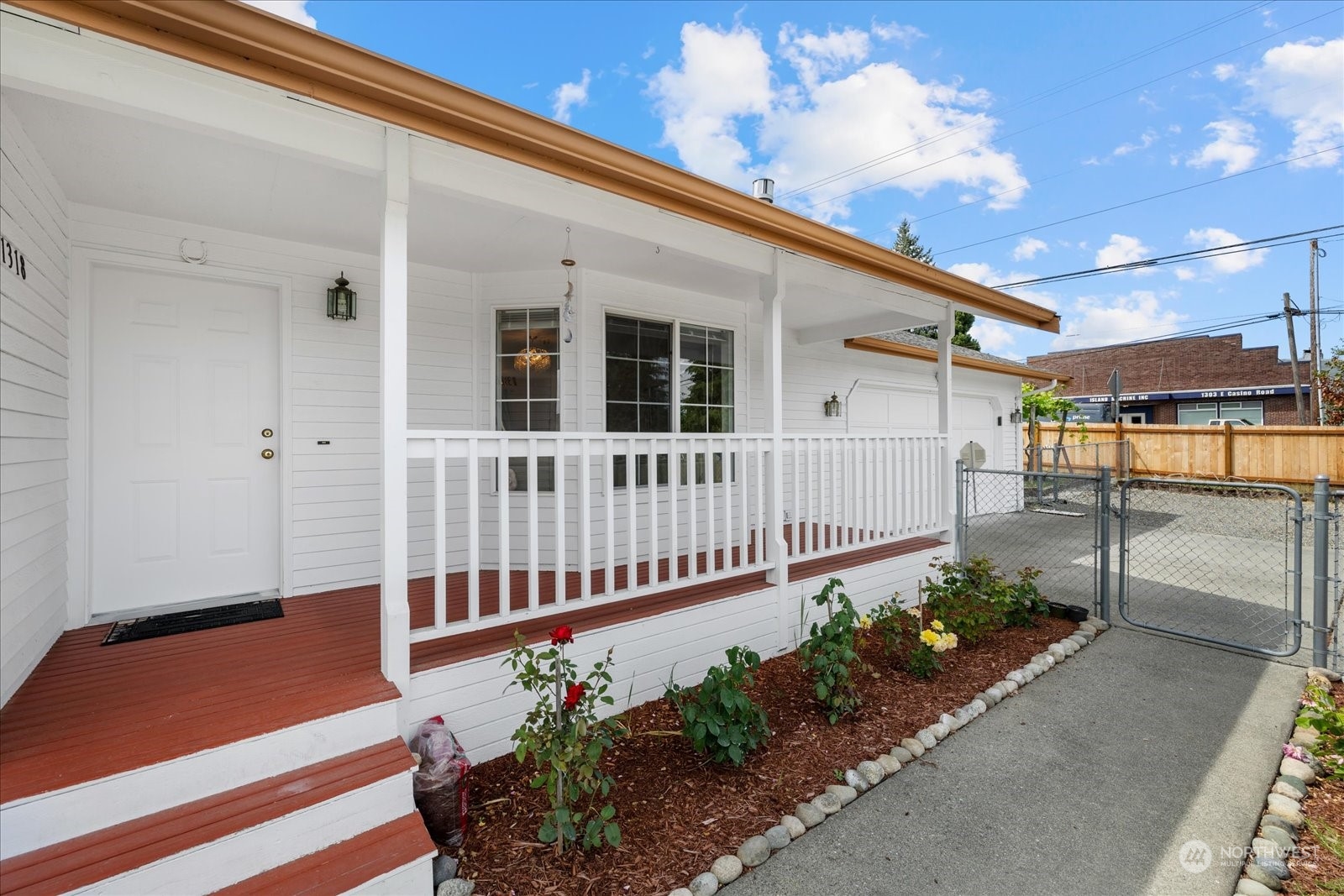 1318 E Casino Rd