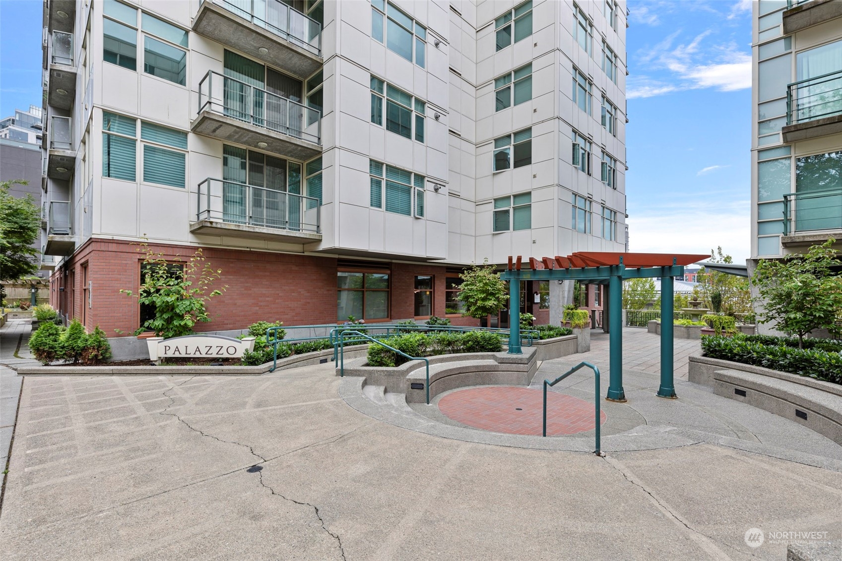 1100 106th Avenue NE Unit: 601